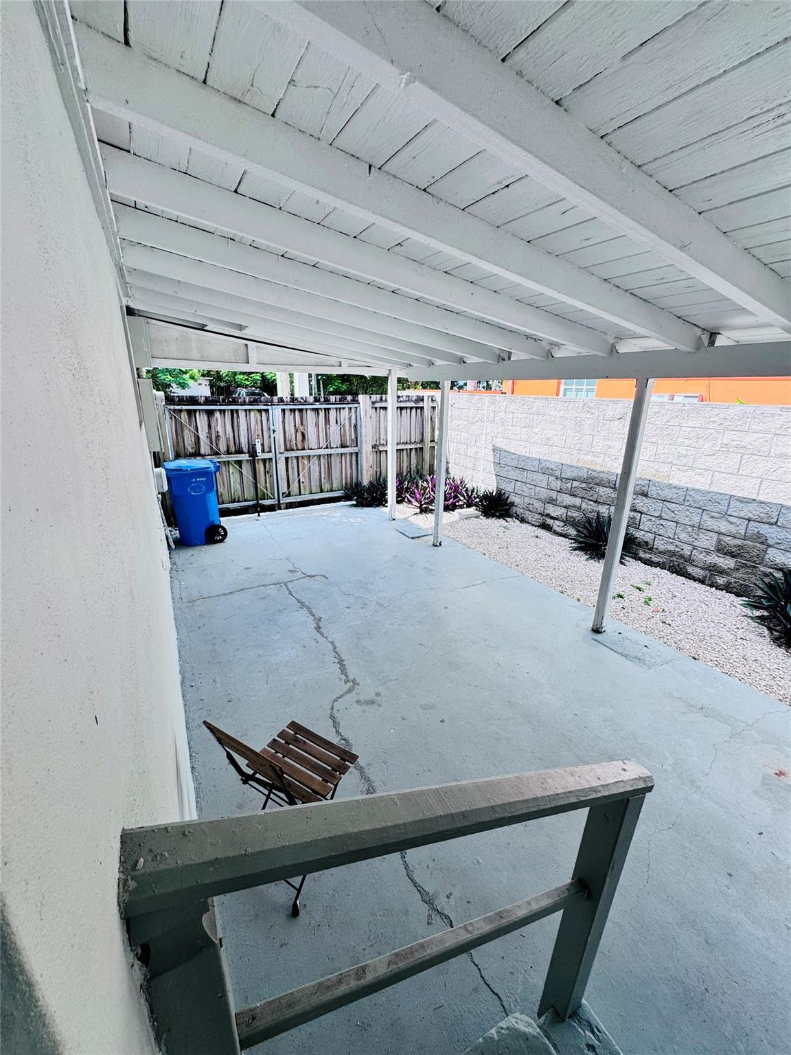 719 NE 38th Street