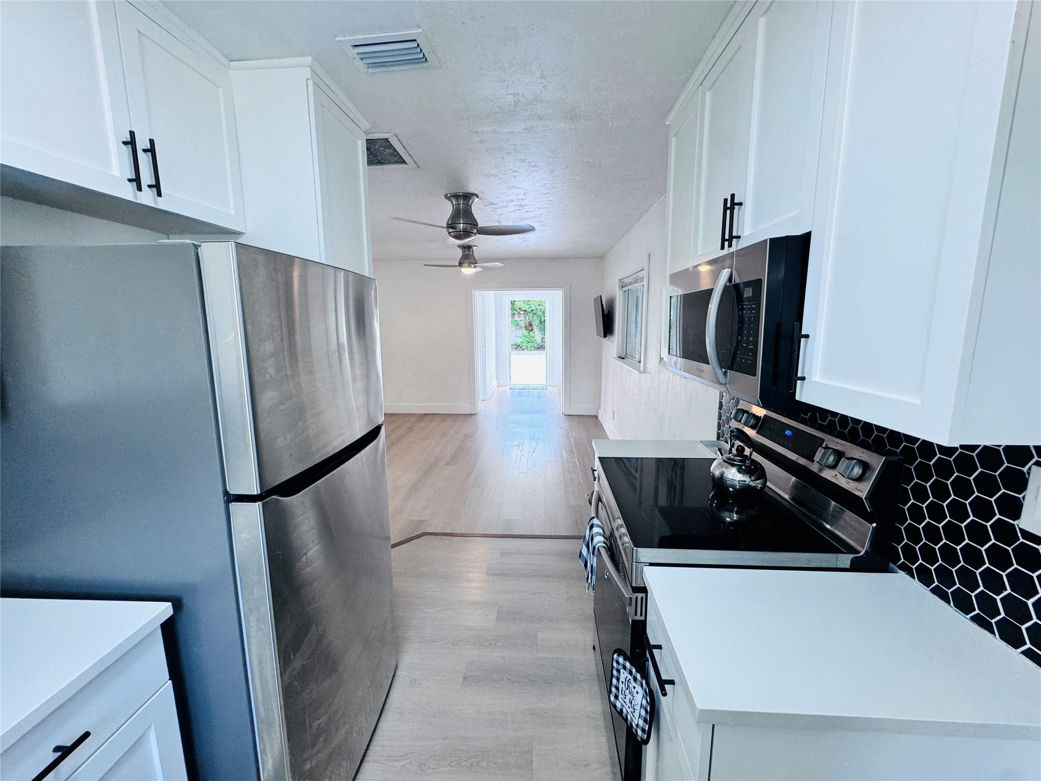 719 NE 38th Street