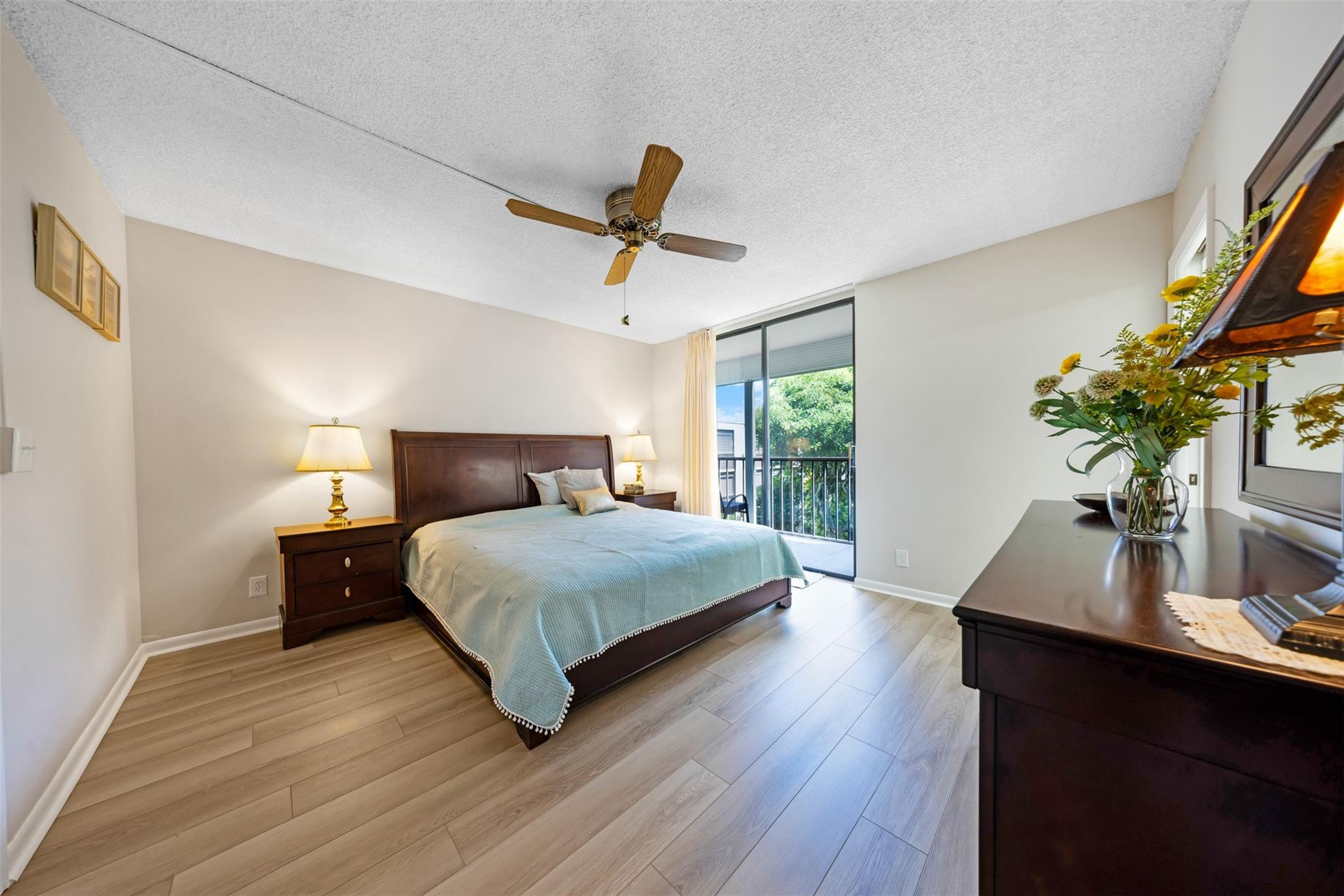 5250 Las Verdes Circle 317