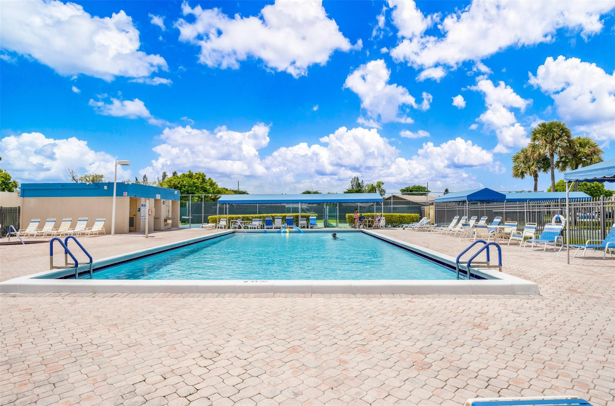 5250 Las Verdes Circle 317