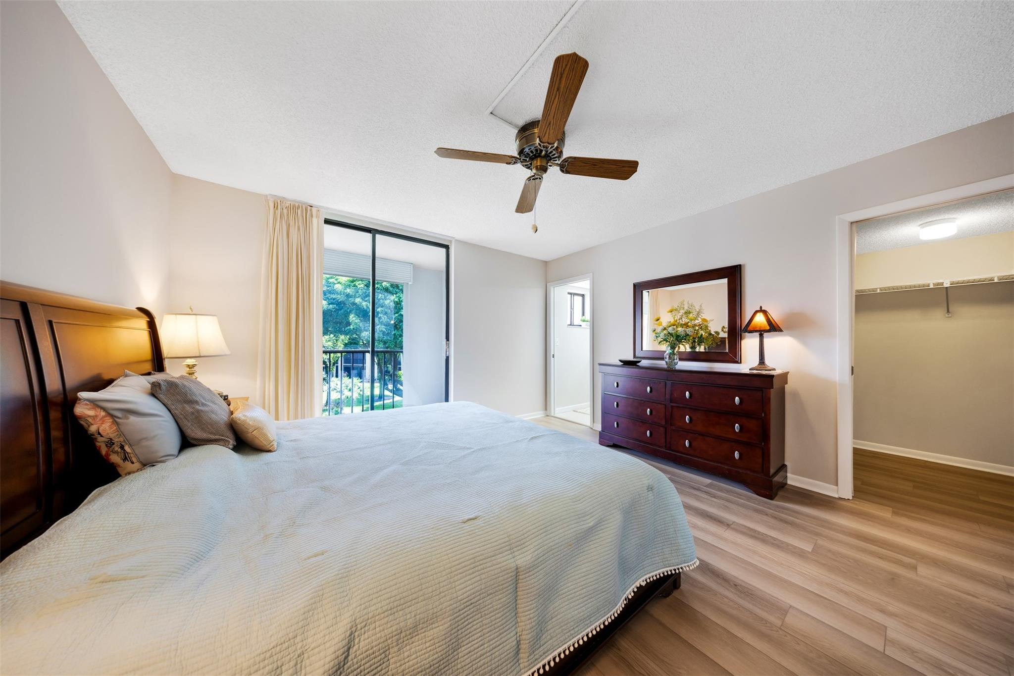 5250 Las Verdes Circle 317