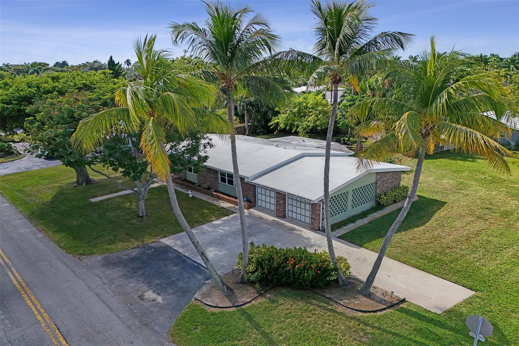 2417 NW 6th Avenue