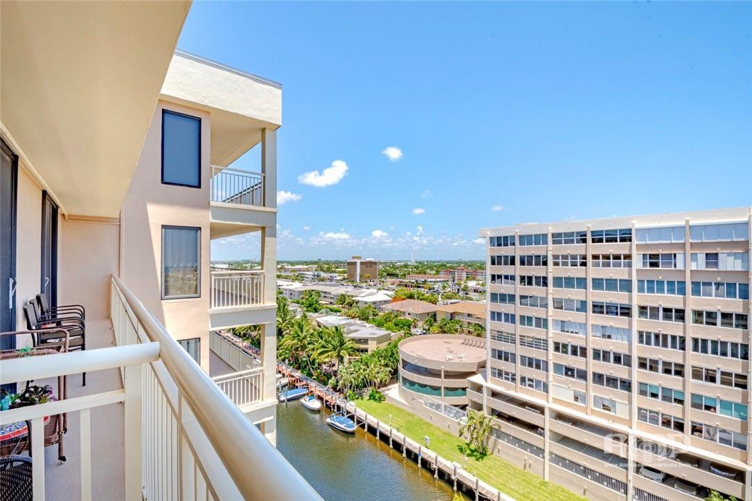 3100 NE 48th Street 908