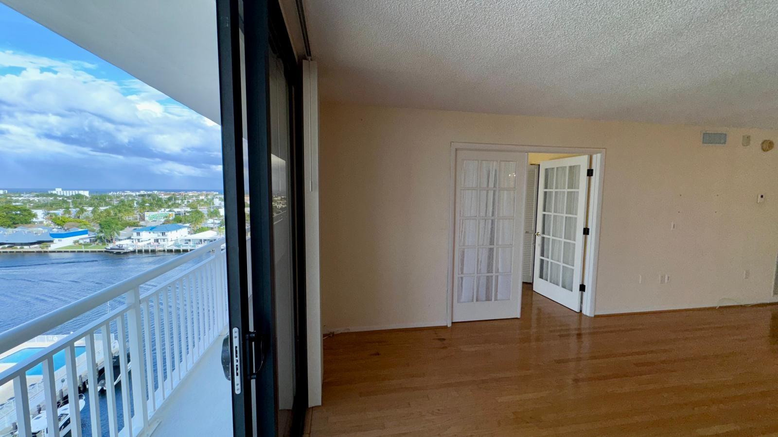 3100 NE 48th Street 908