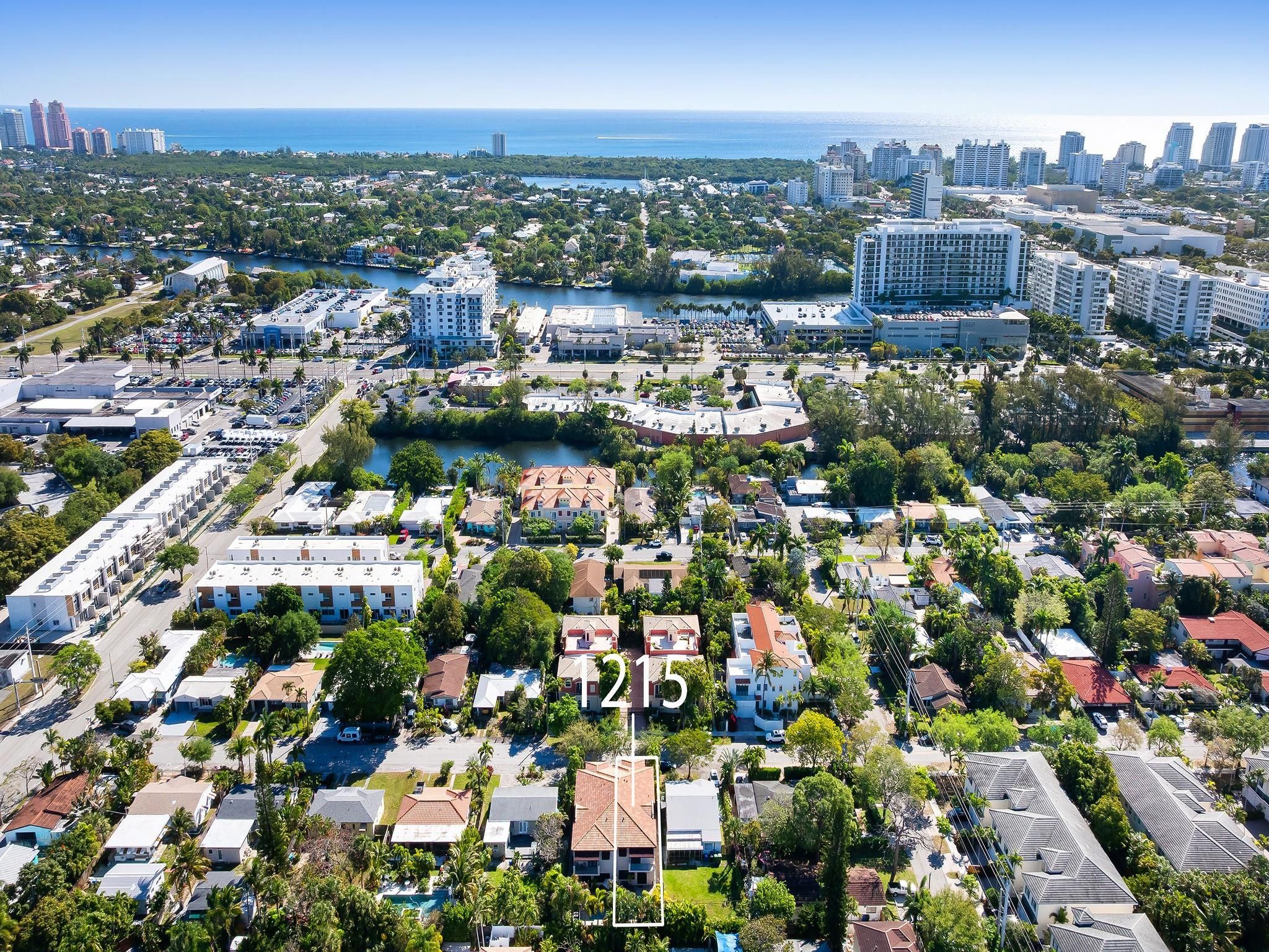 1215 N Victoria Park Road