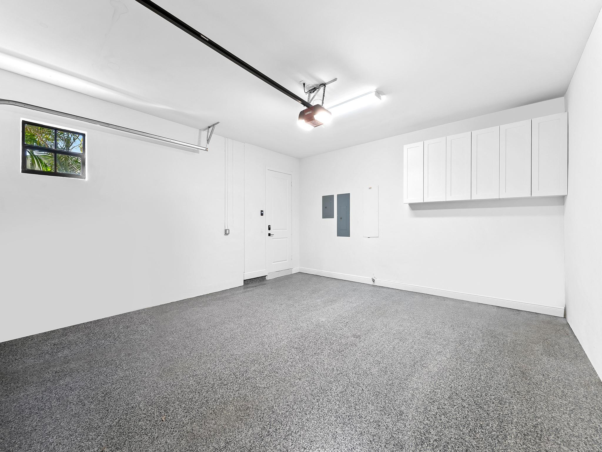 1215 N Victoria Park Road