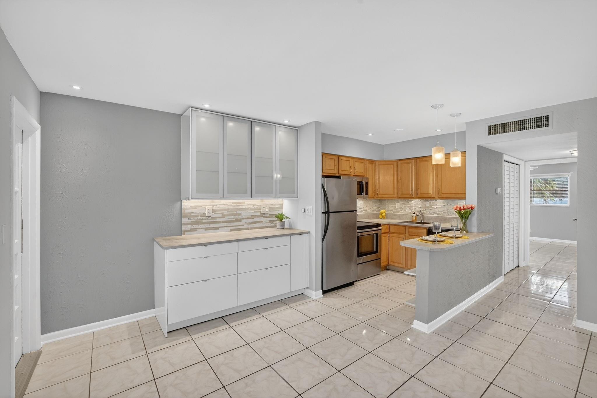 4051 NE 13th Avenue 77