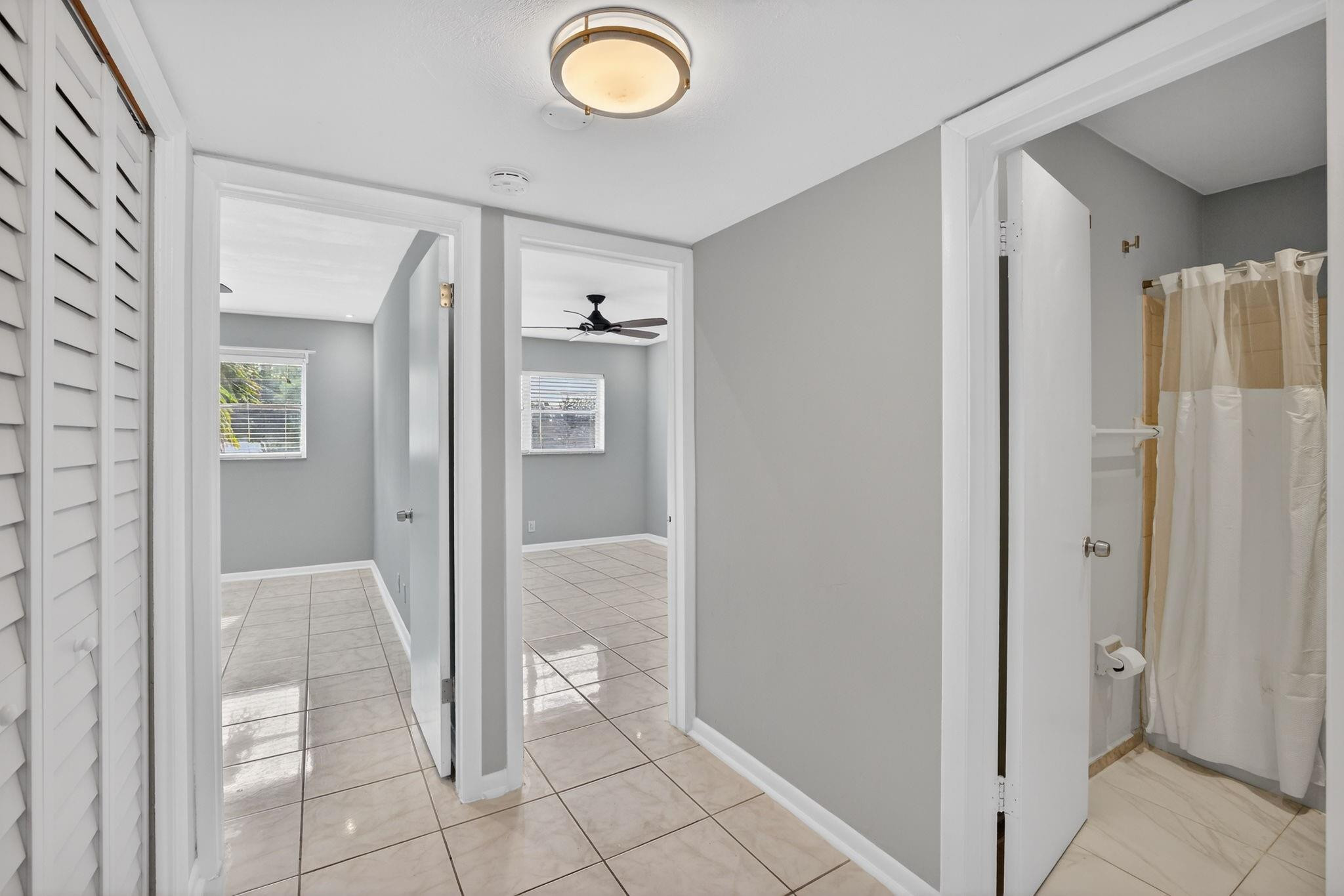 4051 NE 13th Avenue 77