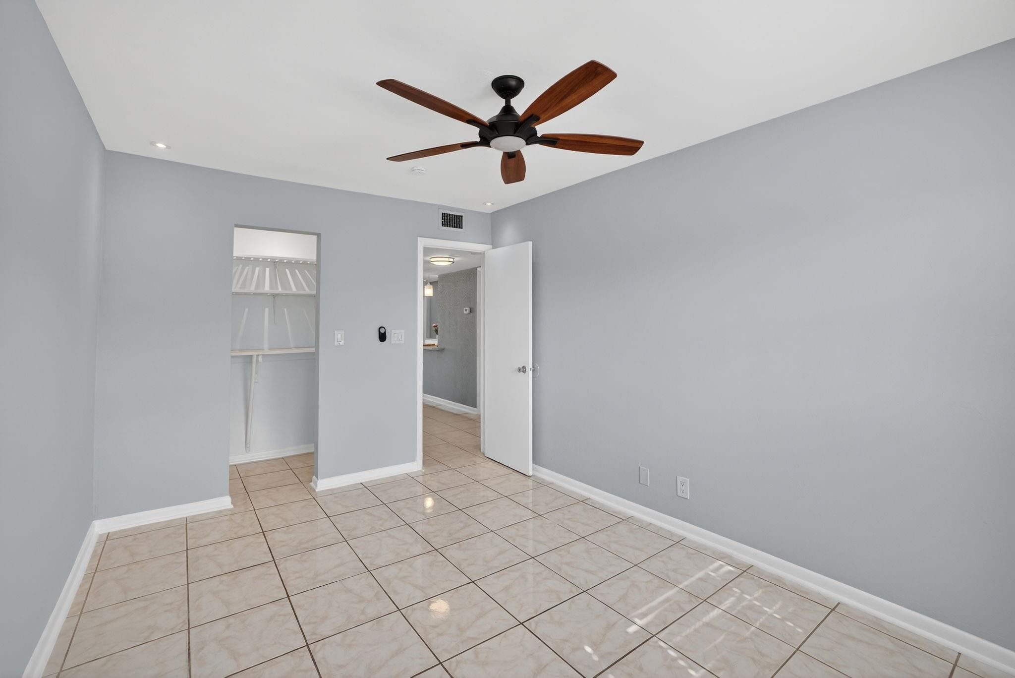 4051 NE 13th Avenue 77-3