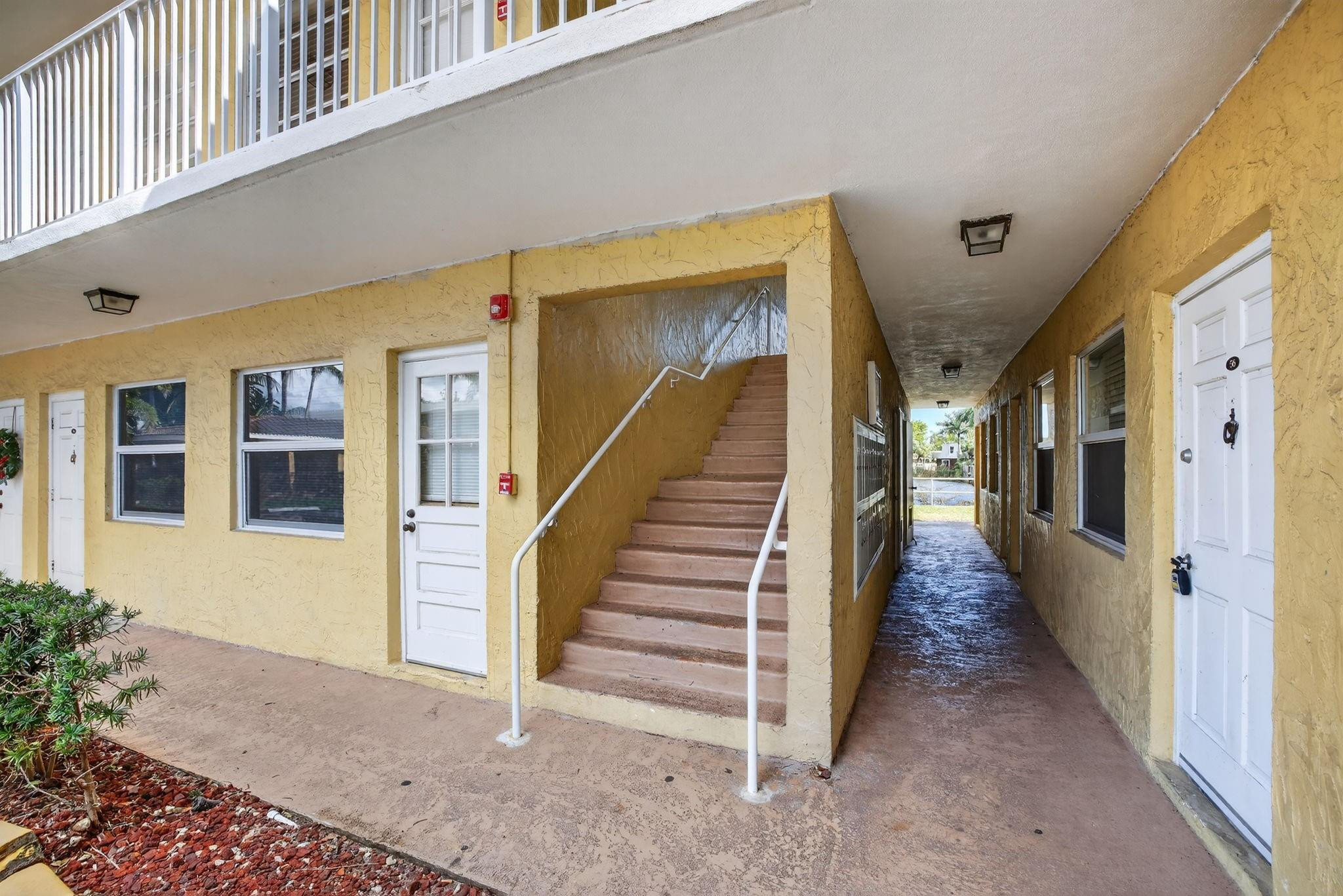 4051 NE 13th Avenue 77-3