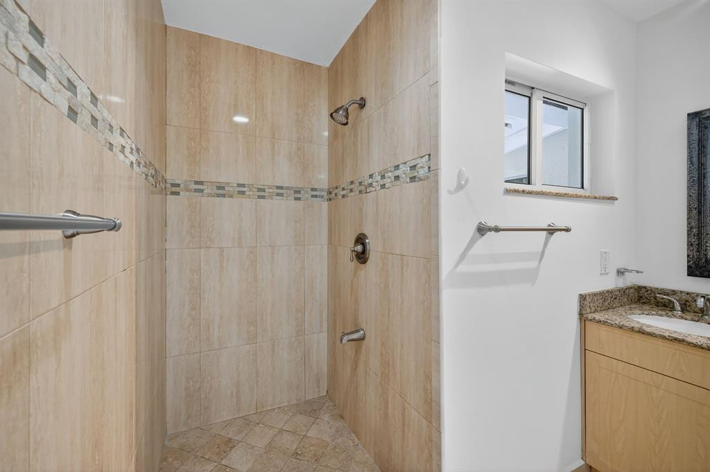 316 NW 24th Street