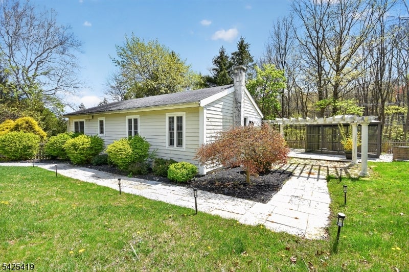 118 Hillside Ter
