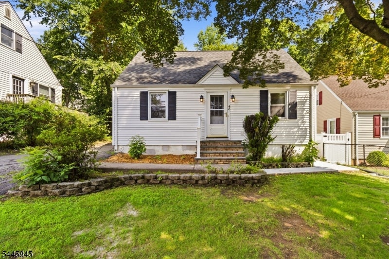 48 Malapardis Rd
