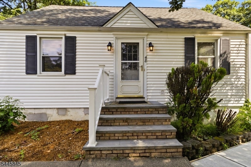 48 Malapardis Rd