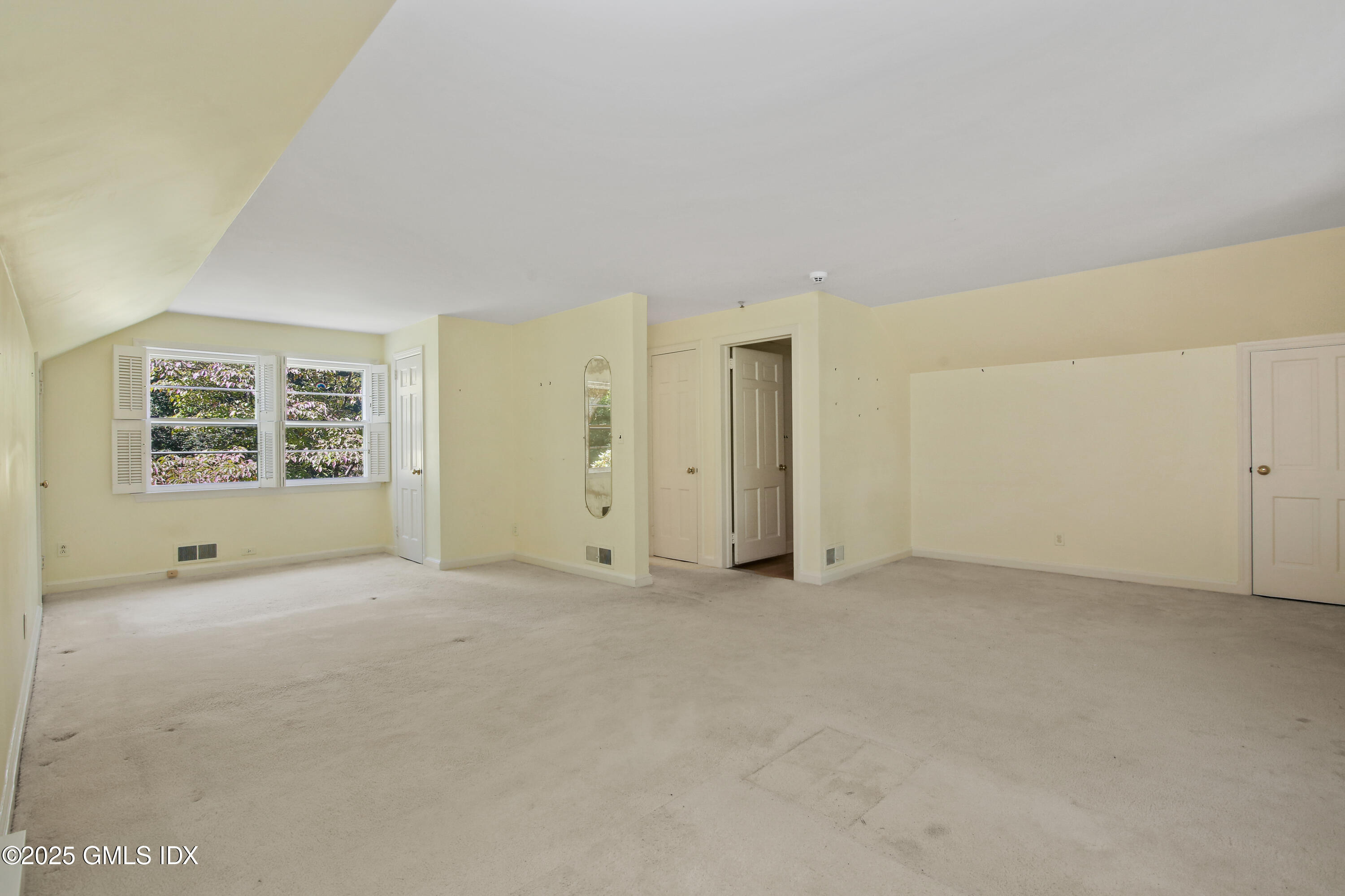 5 Wooddale Road