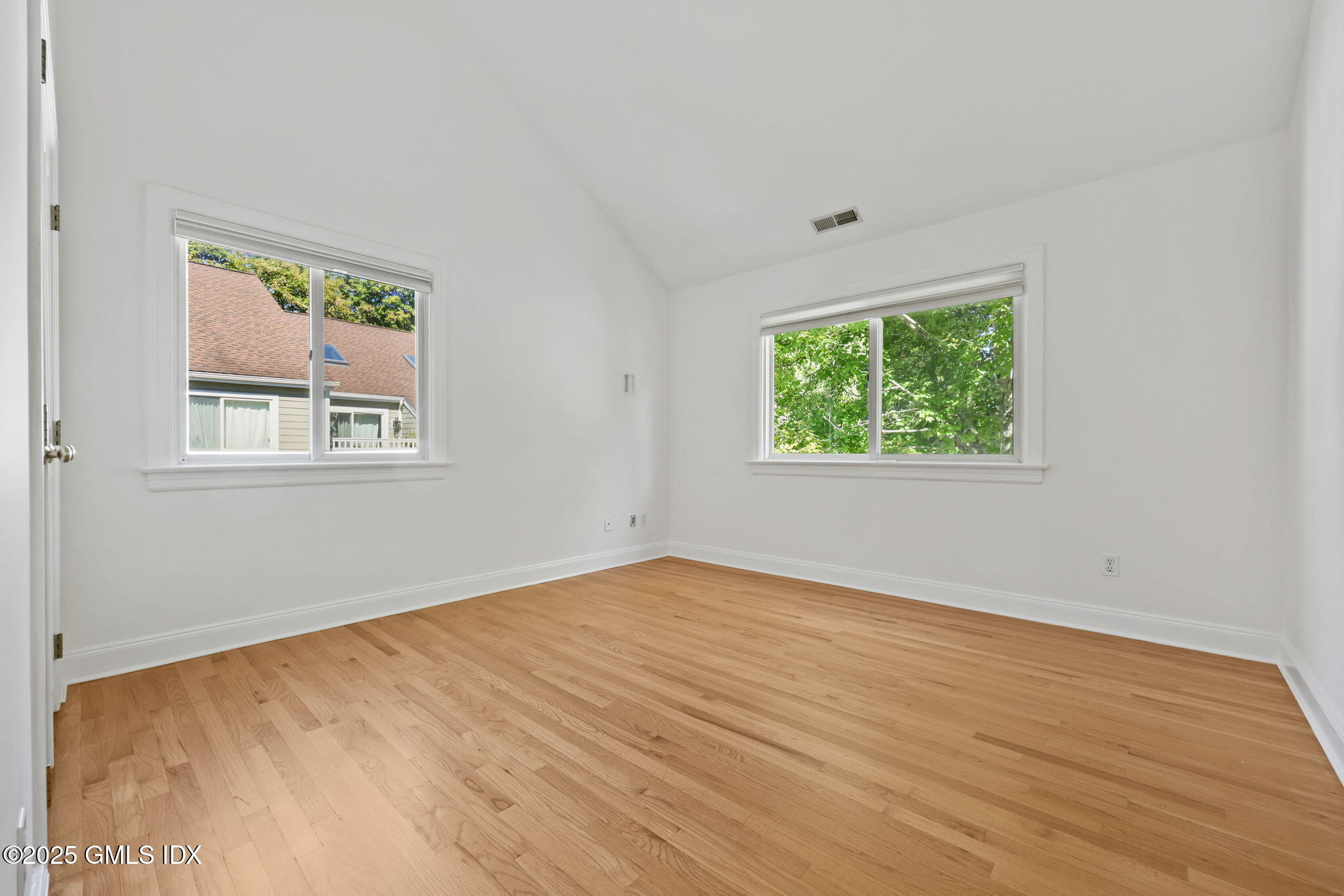 333 Palmer Hill Road, 2D