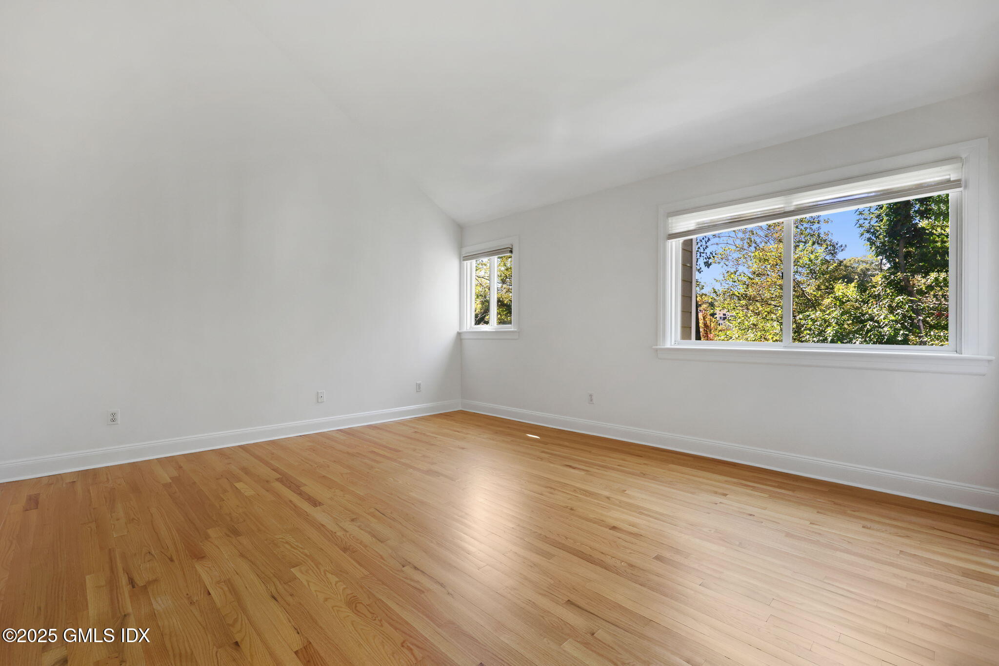 333 Palmer Hill Road, 2D