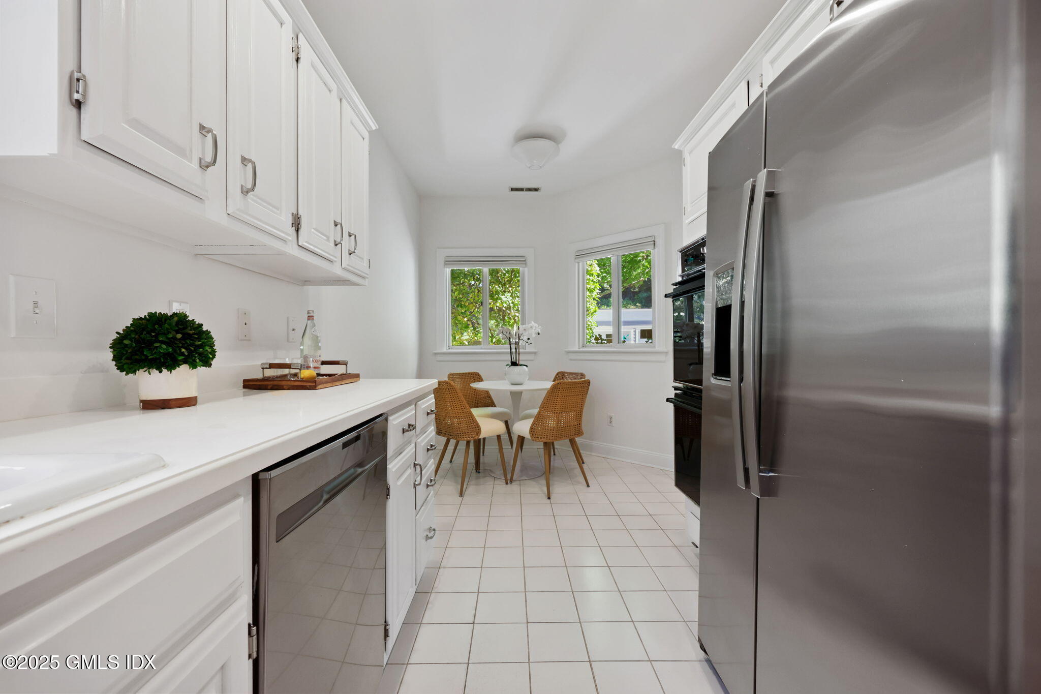 333 Palmer Hill Road, 2D