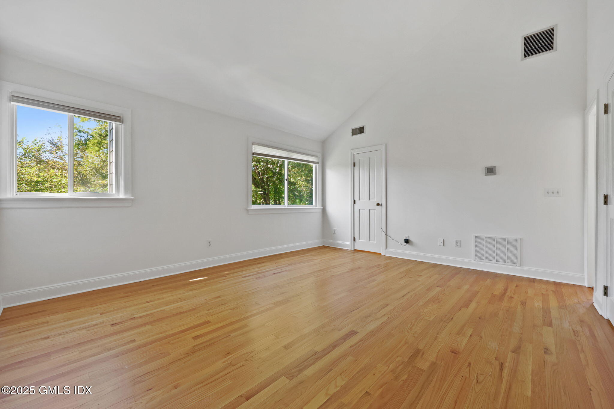 333 Palmer Hill Road, 2D