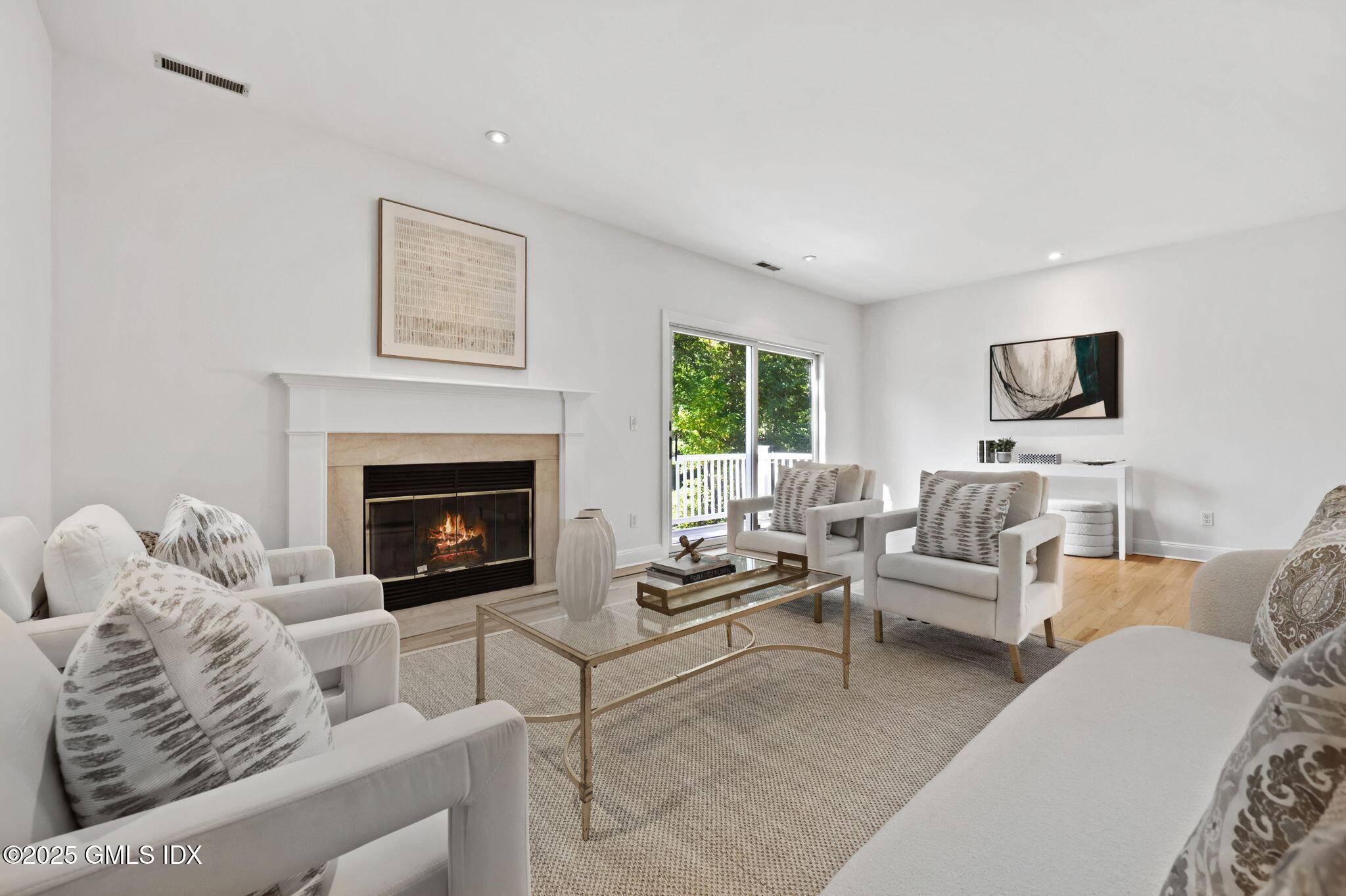 333 Palmer Hill Road, 2D