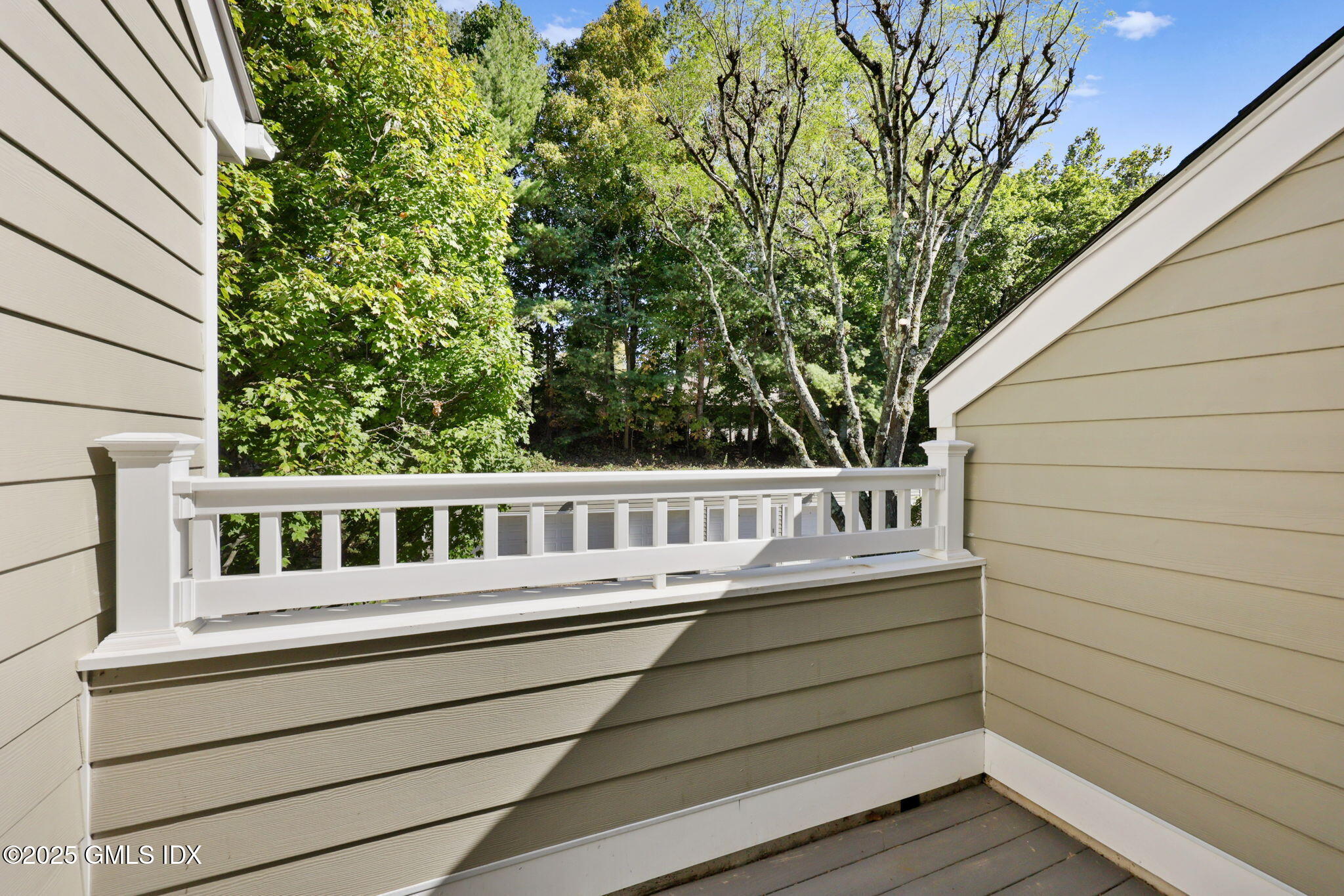 333 Palmer Hill Road, 2D