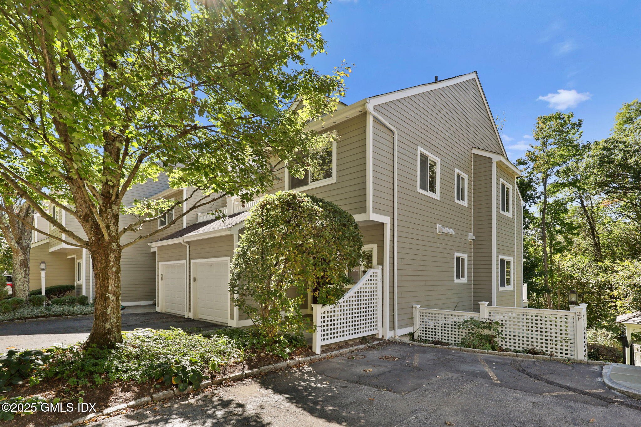 333 Palmer Hill Road, 2D