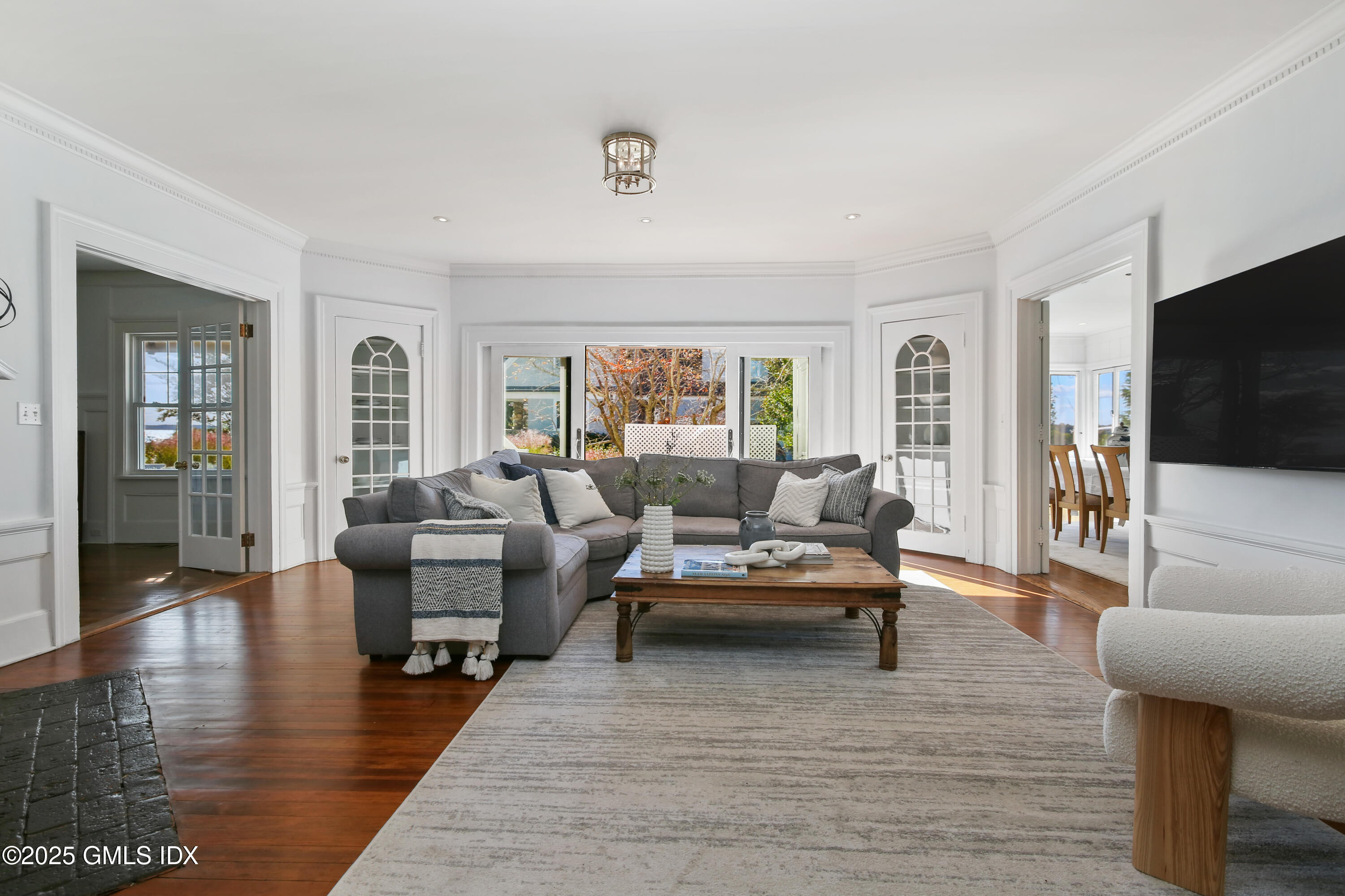 3 Cove Road