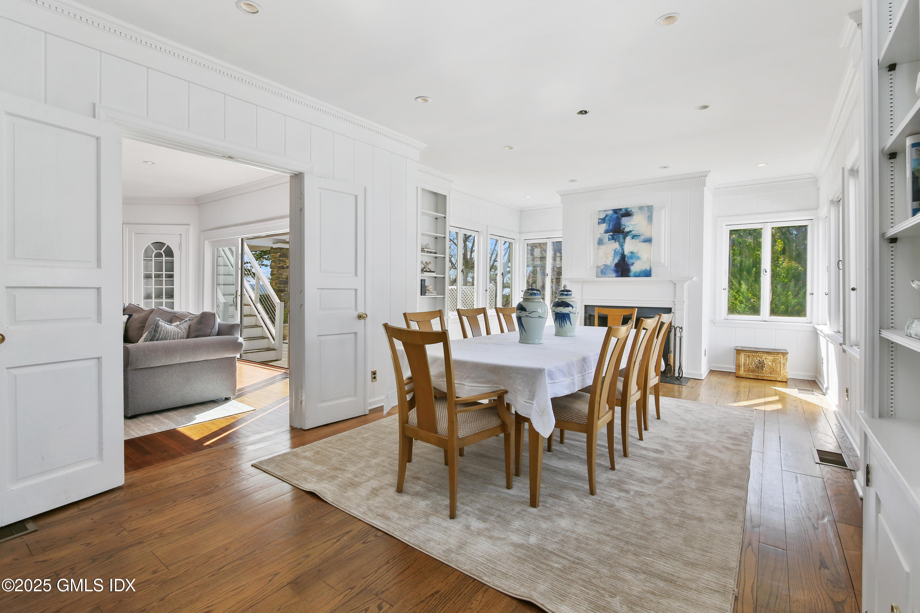 3 Cove Road