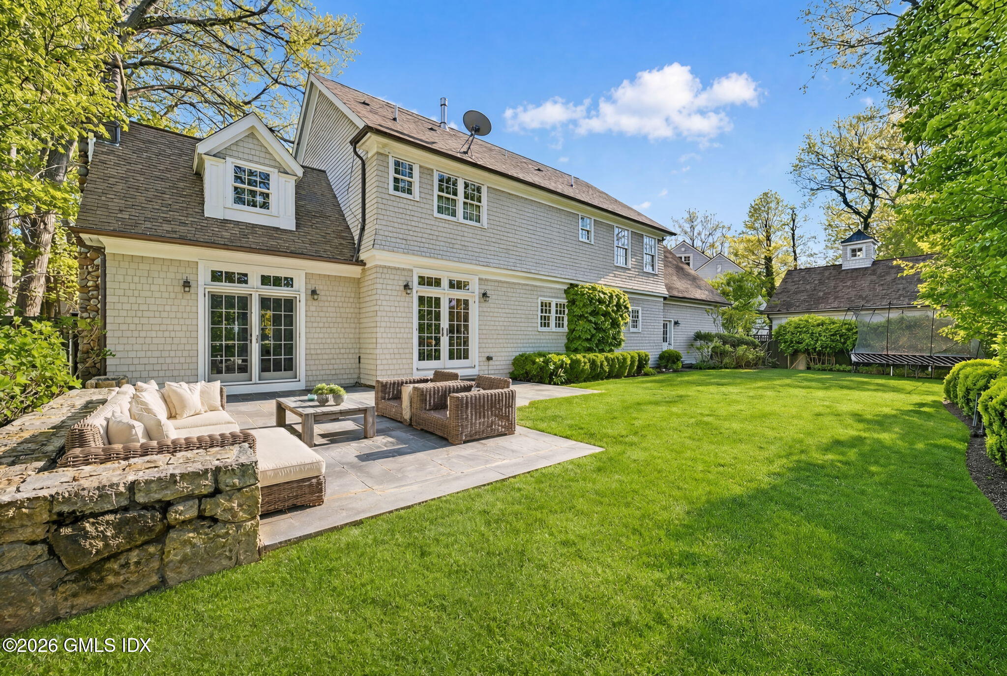 49 Willow Road