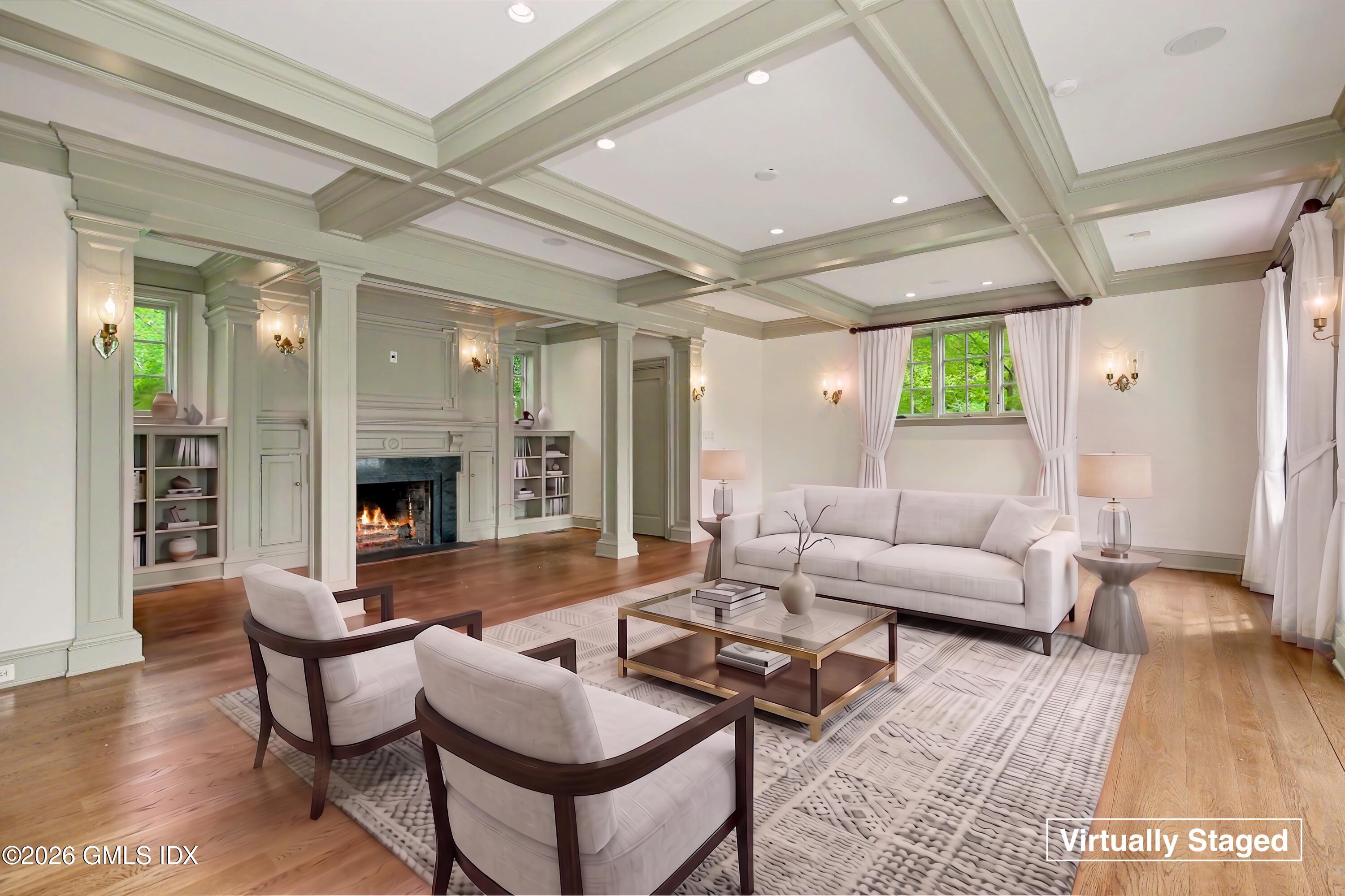 183 E Putnam Avenue Carriage House