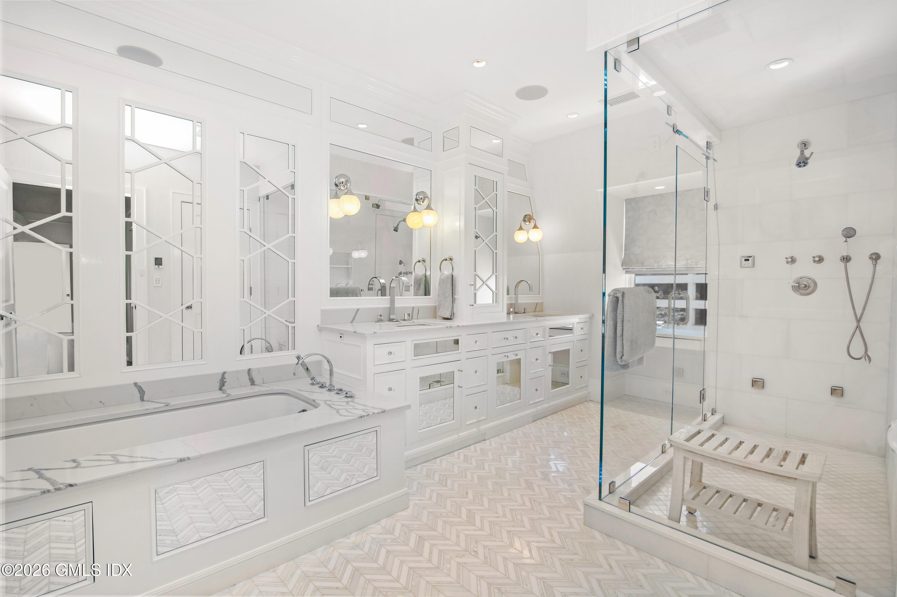 2 Oneida Drive C2
