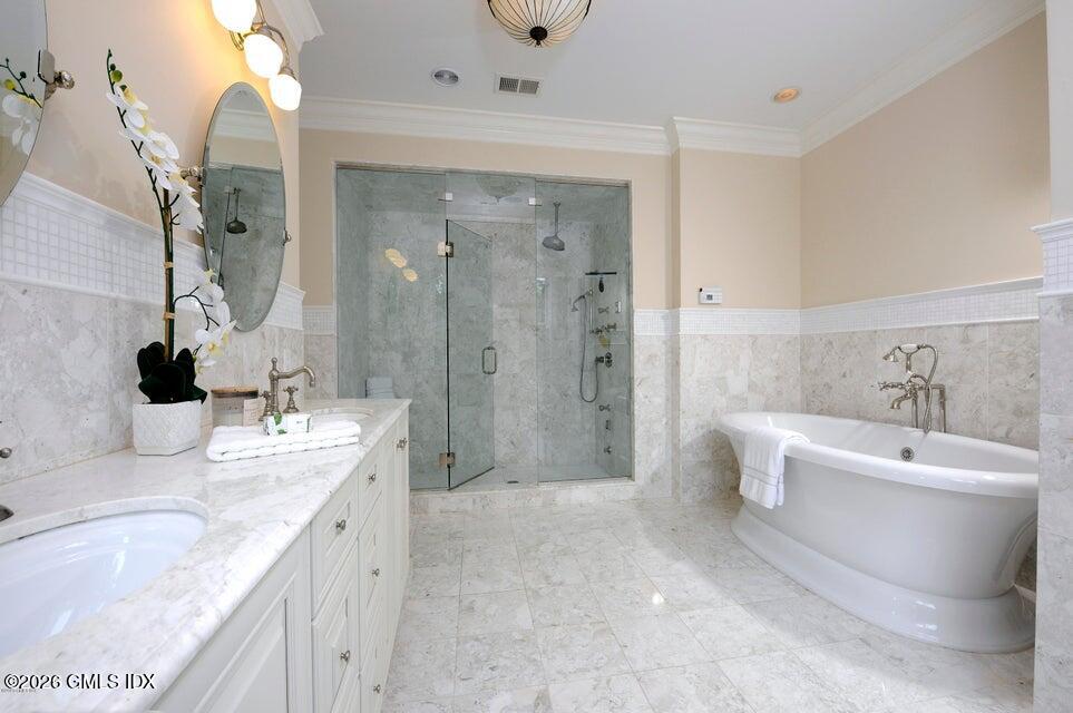 26 Circle Drive