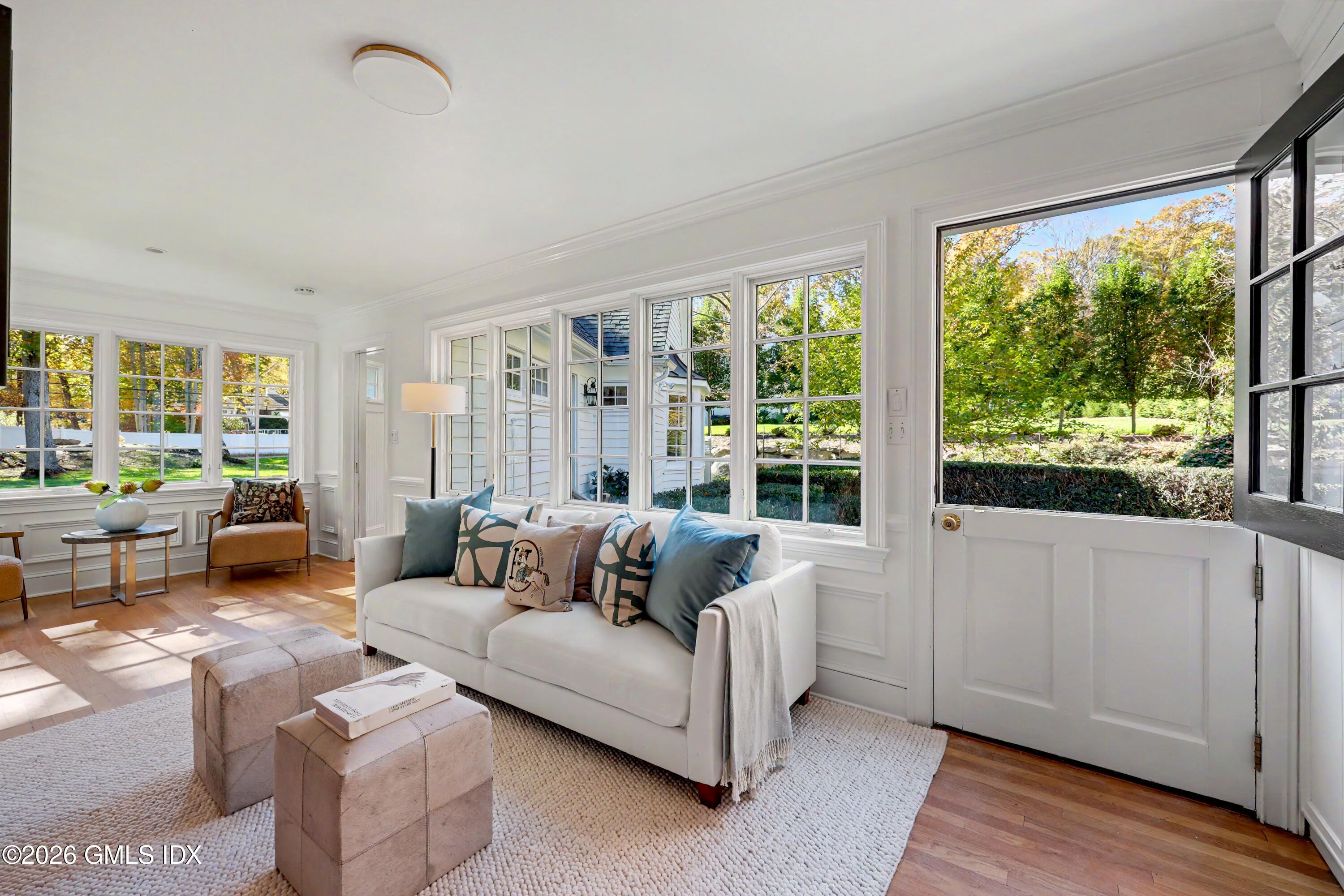 5 Carriage Road