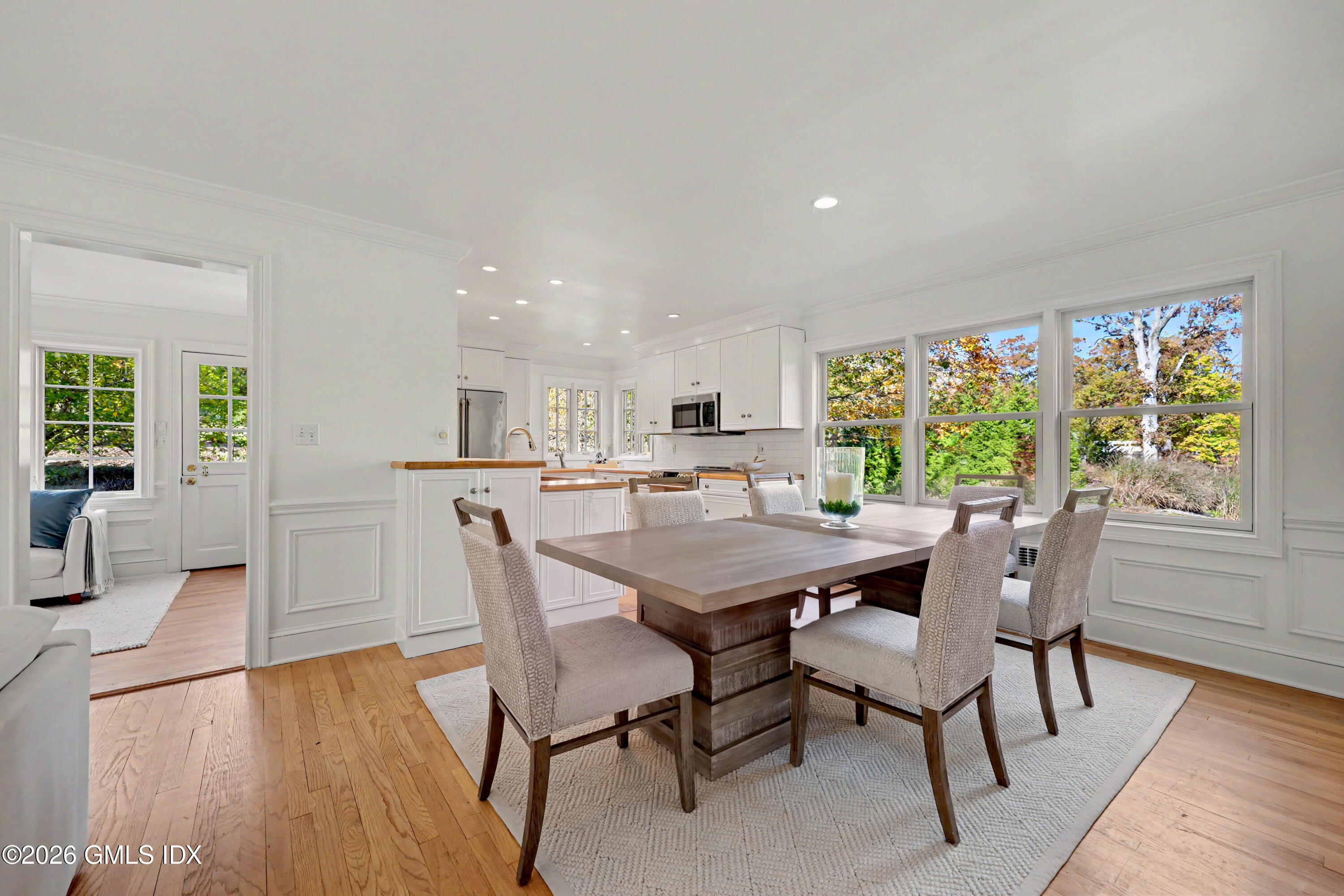 5 Carriage Road