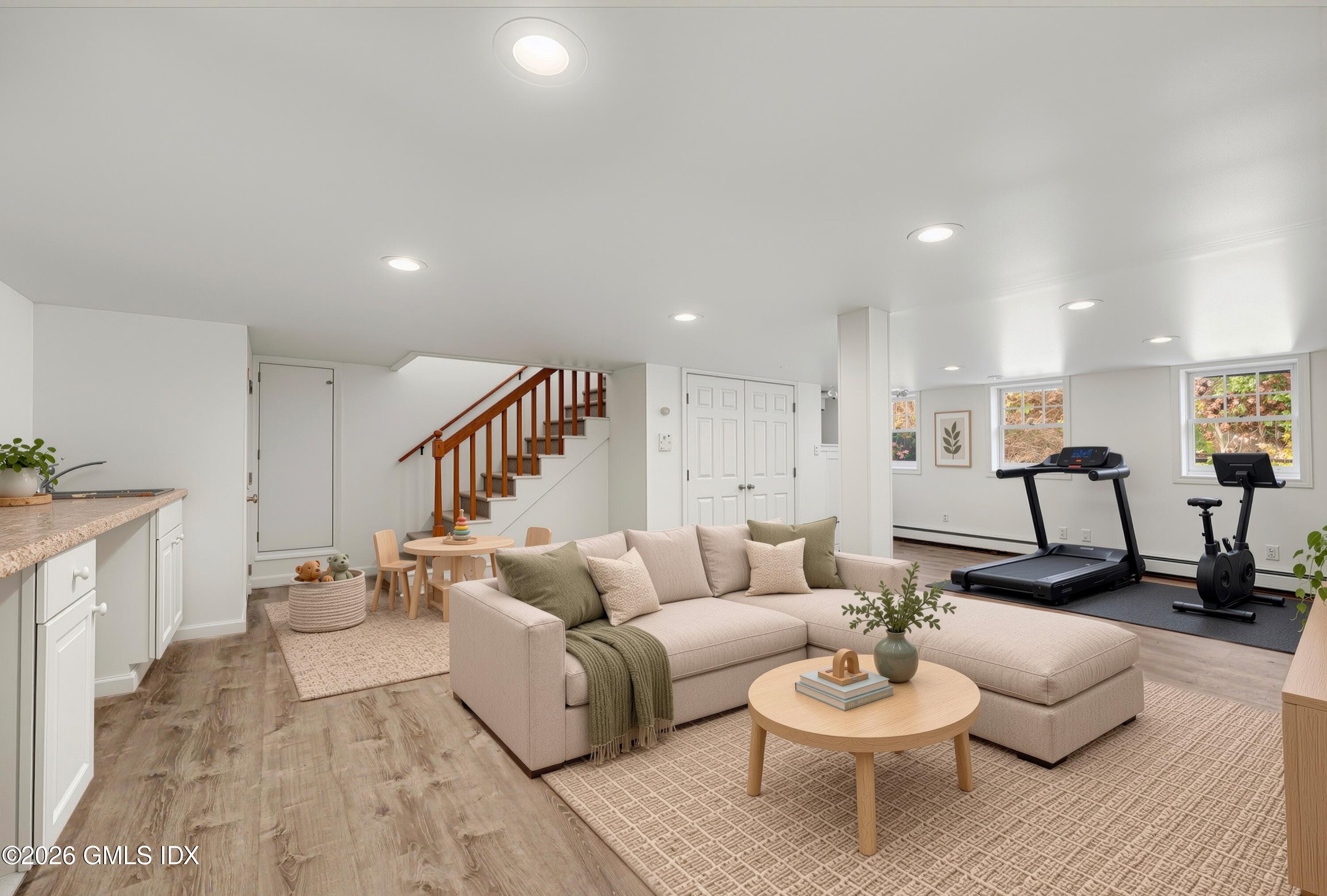 5 Carriage Road