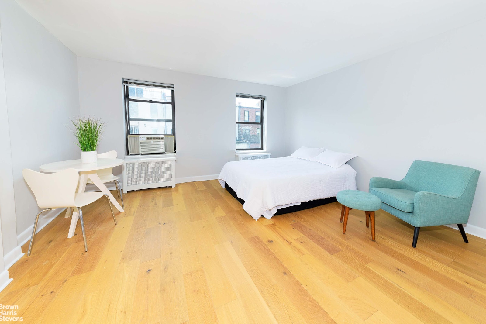 128 W 78TH Street 5R