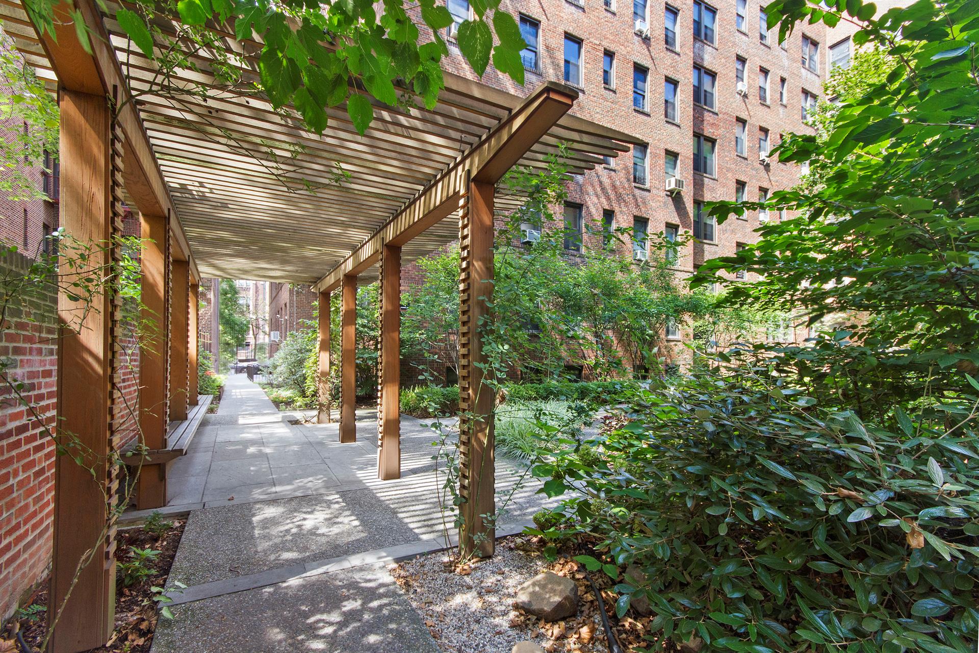 83-10 35TH Avenue 2V