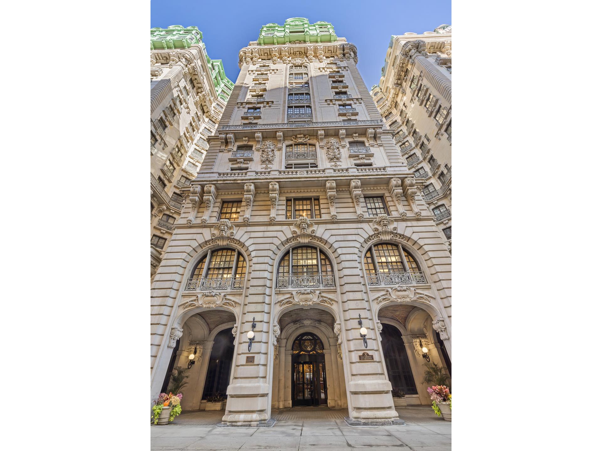 2109 BROADWAY 810