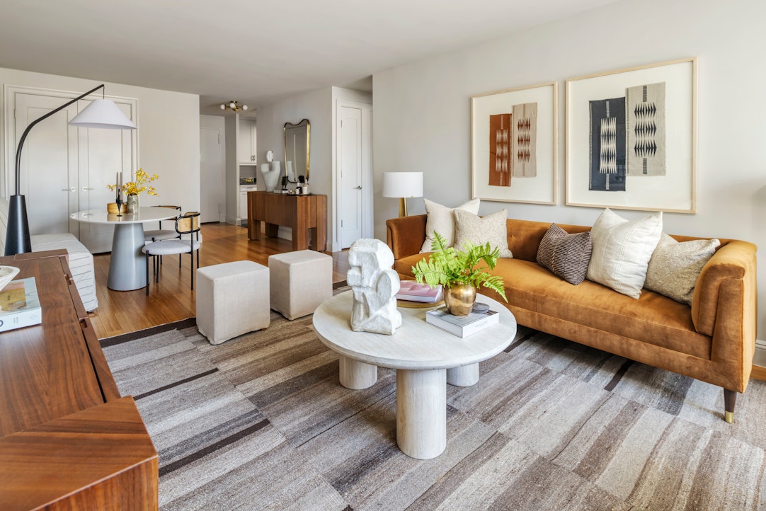 155 W 68TH Street 1031
