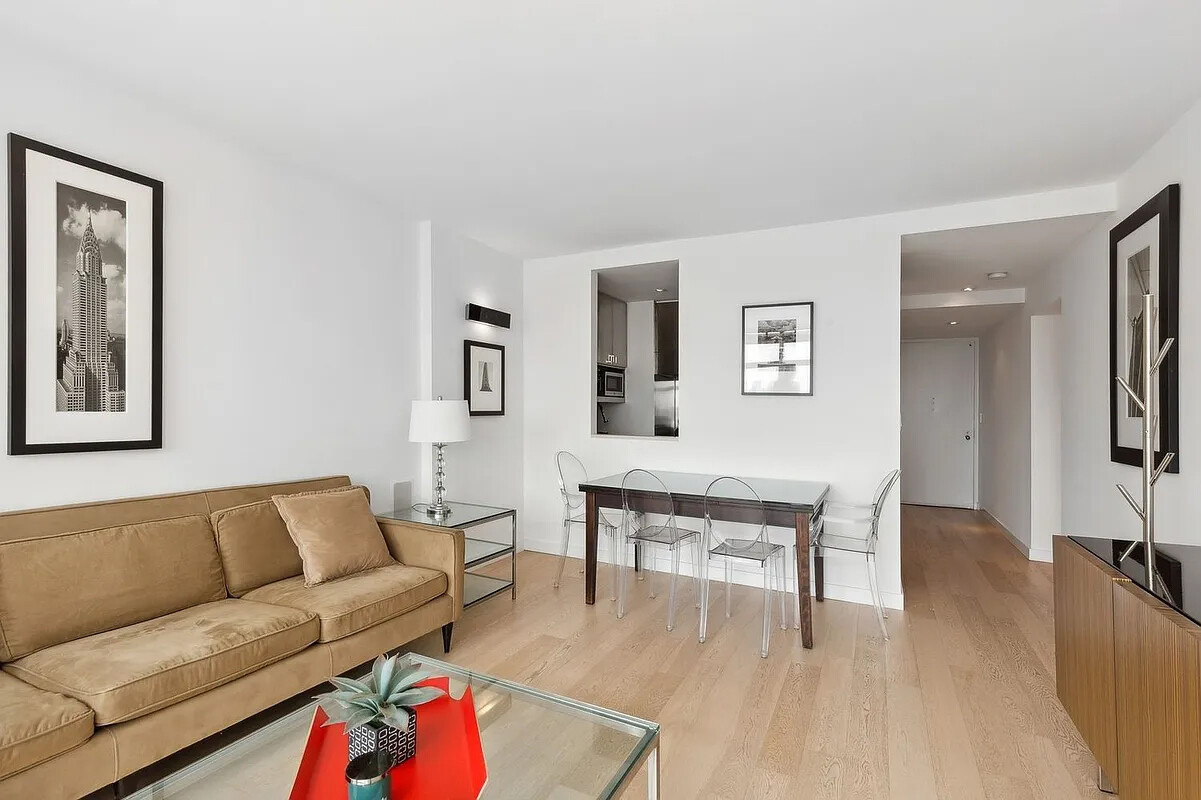 160 W 66TH Street 37E