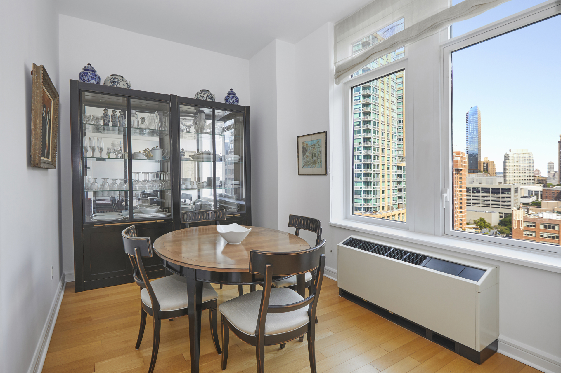 80 RIVERSIDE Boulevard 19B