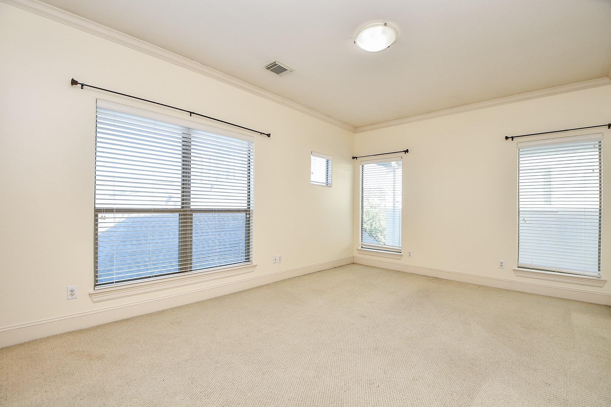 6818 Staffordshire Boulevard