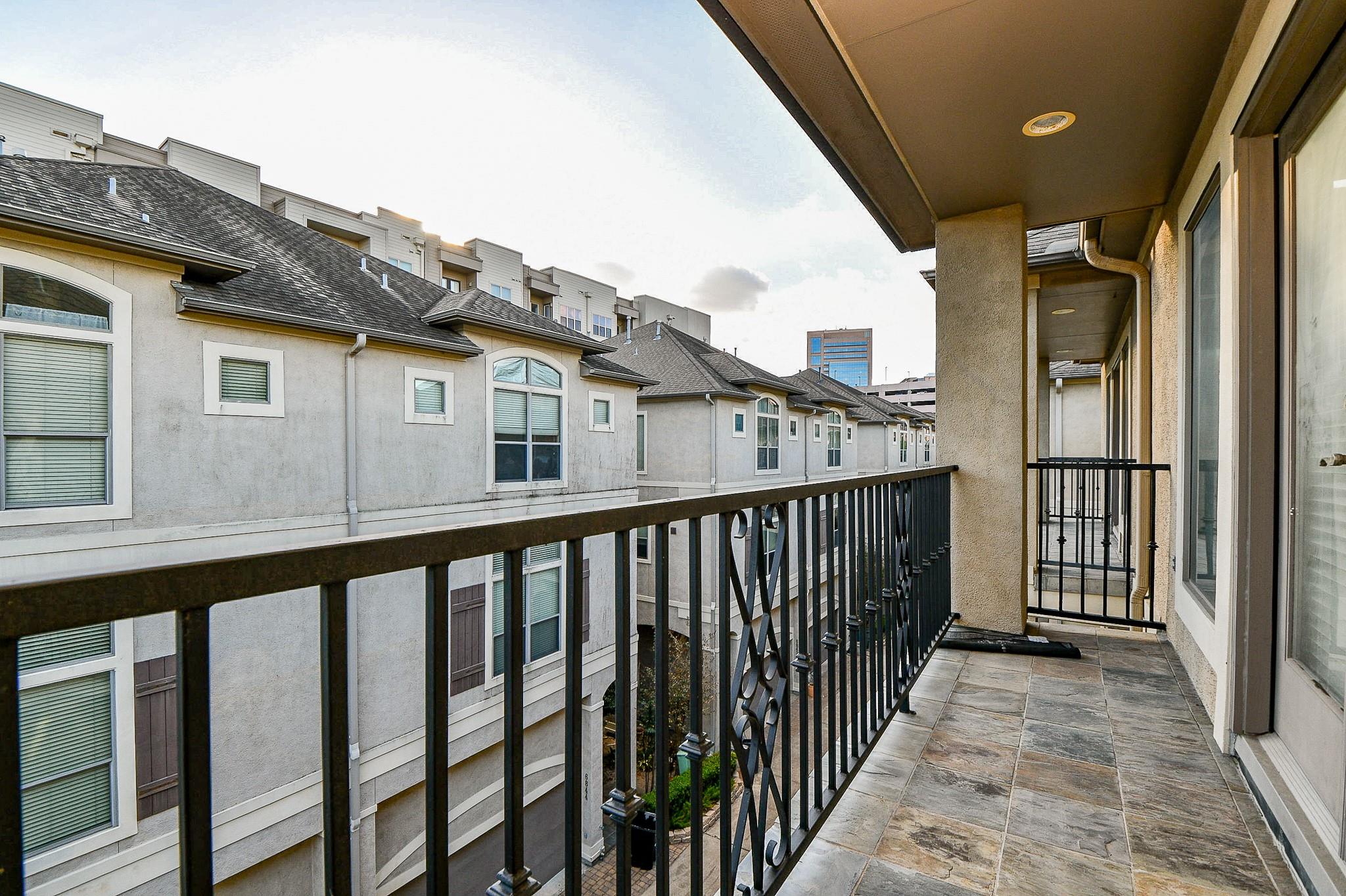 6818 Staffordshire Boulevard