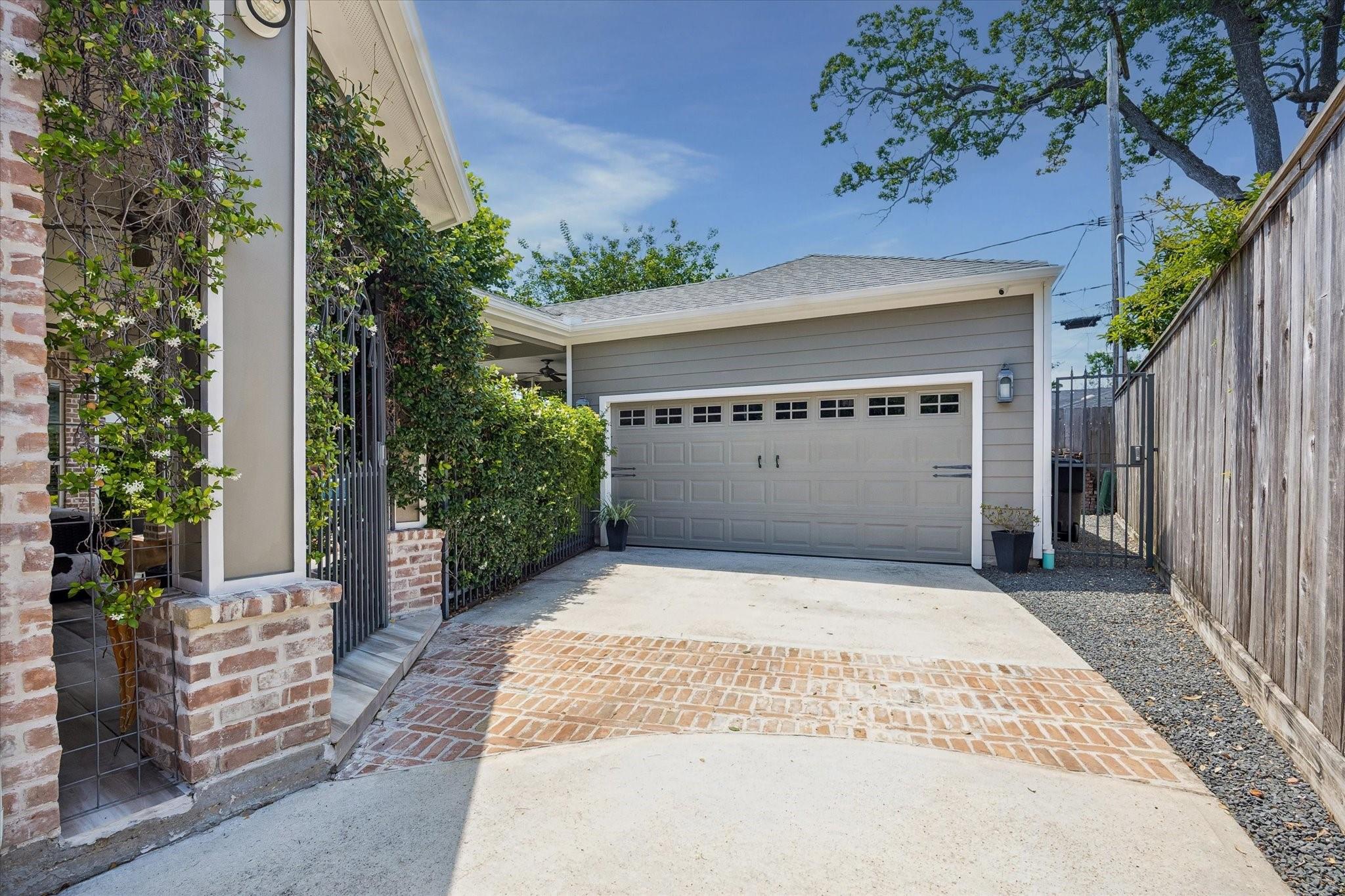 7215 Blandford Lane