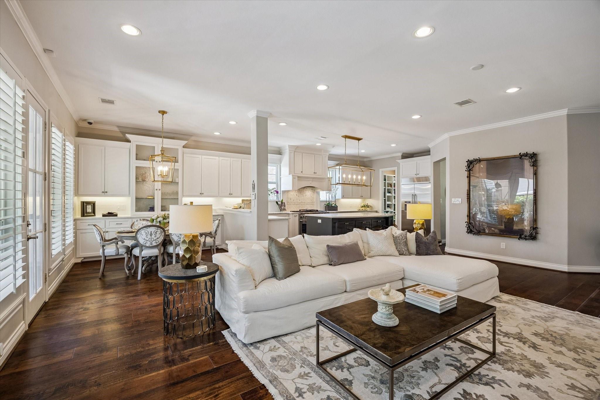 7215 Blandford Lane