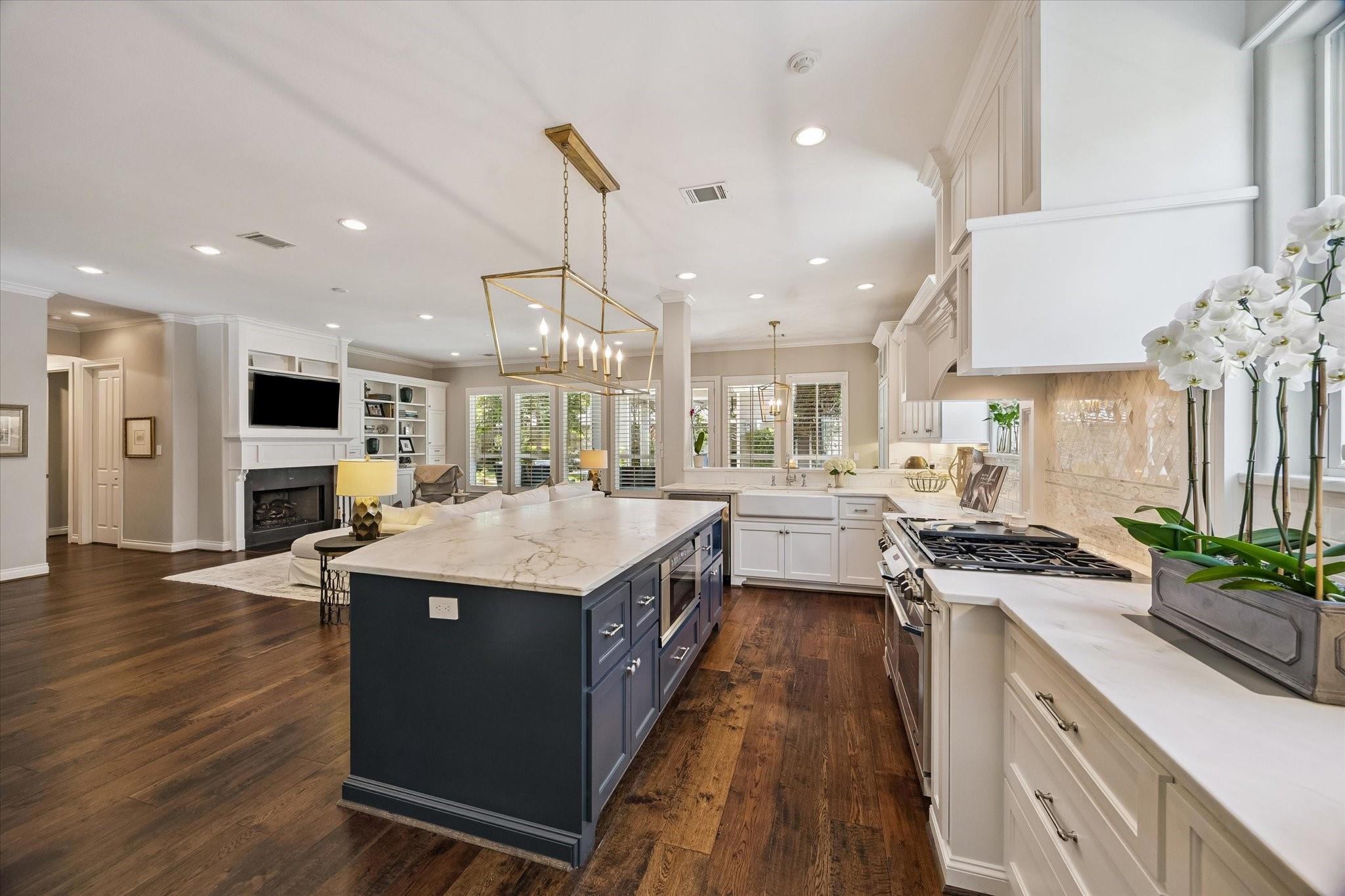 7215 Blandford Lane