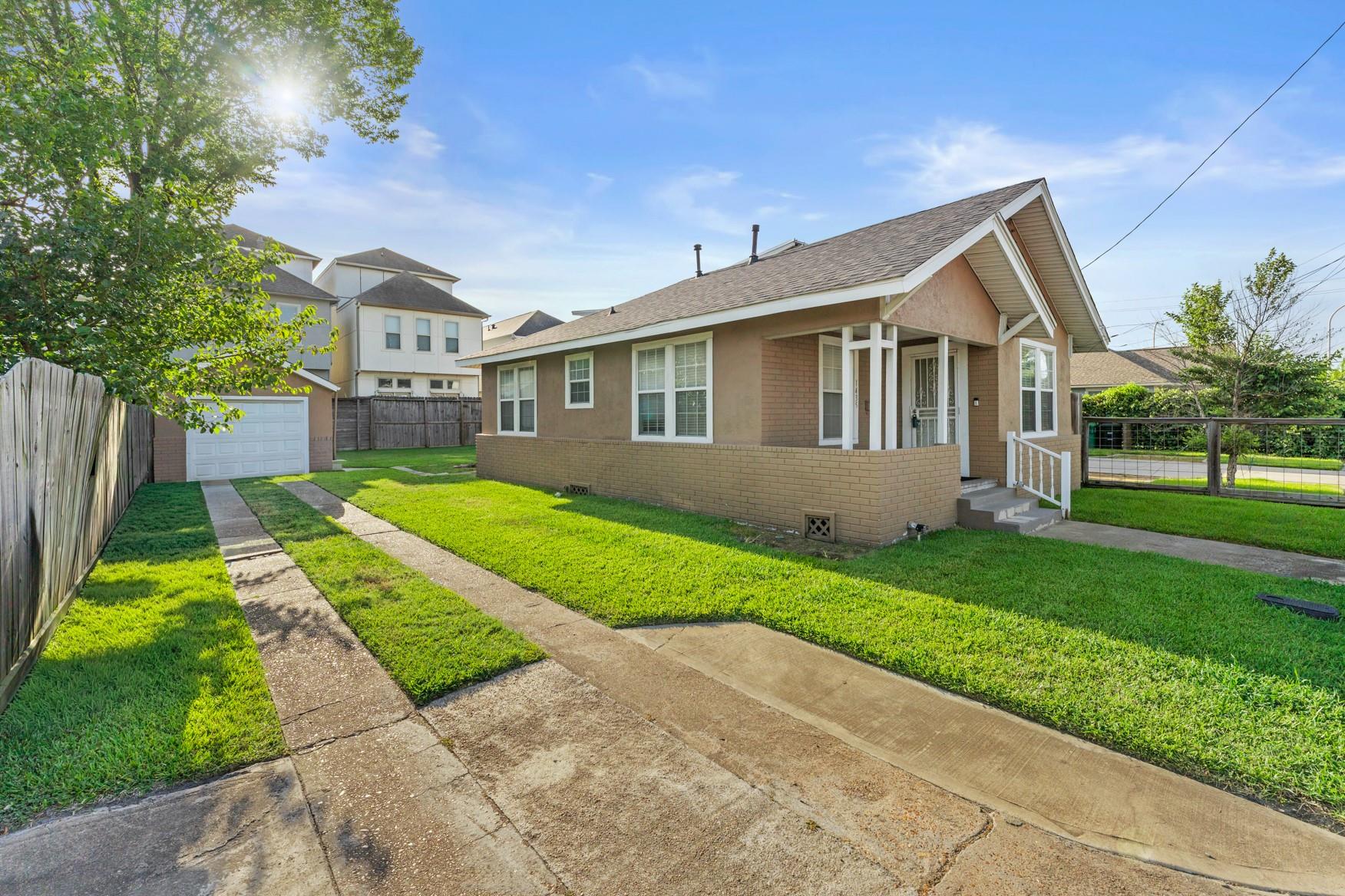 1435 N Durham Drive