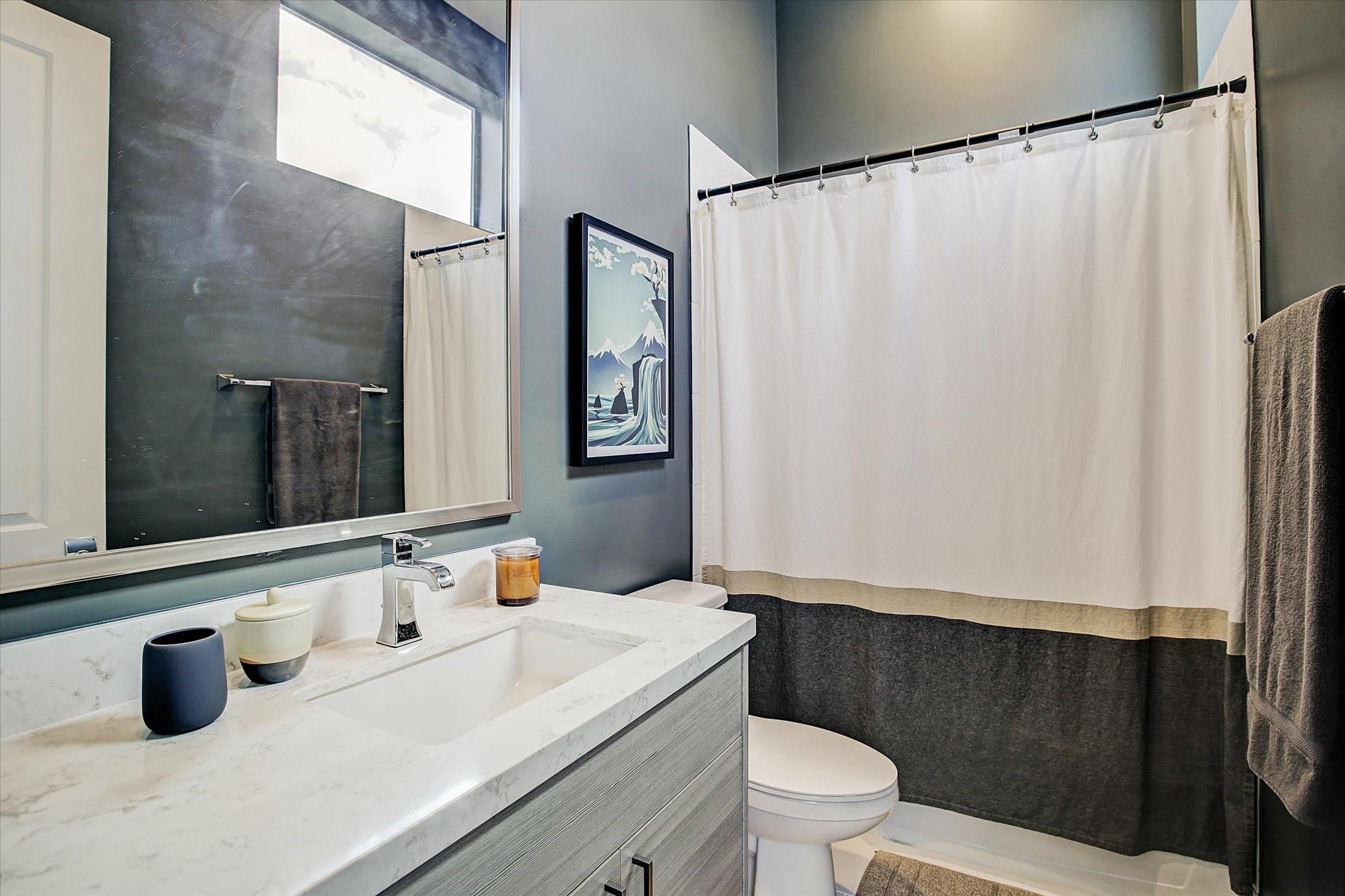 1004 California Street # 101