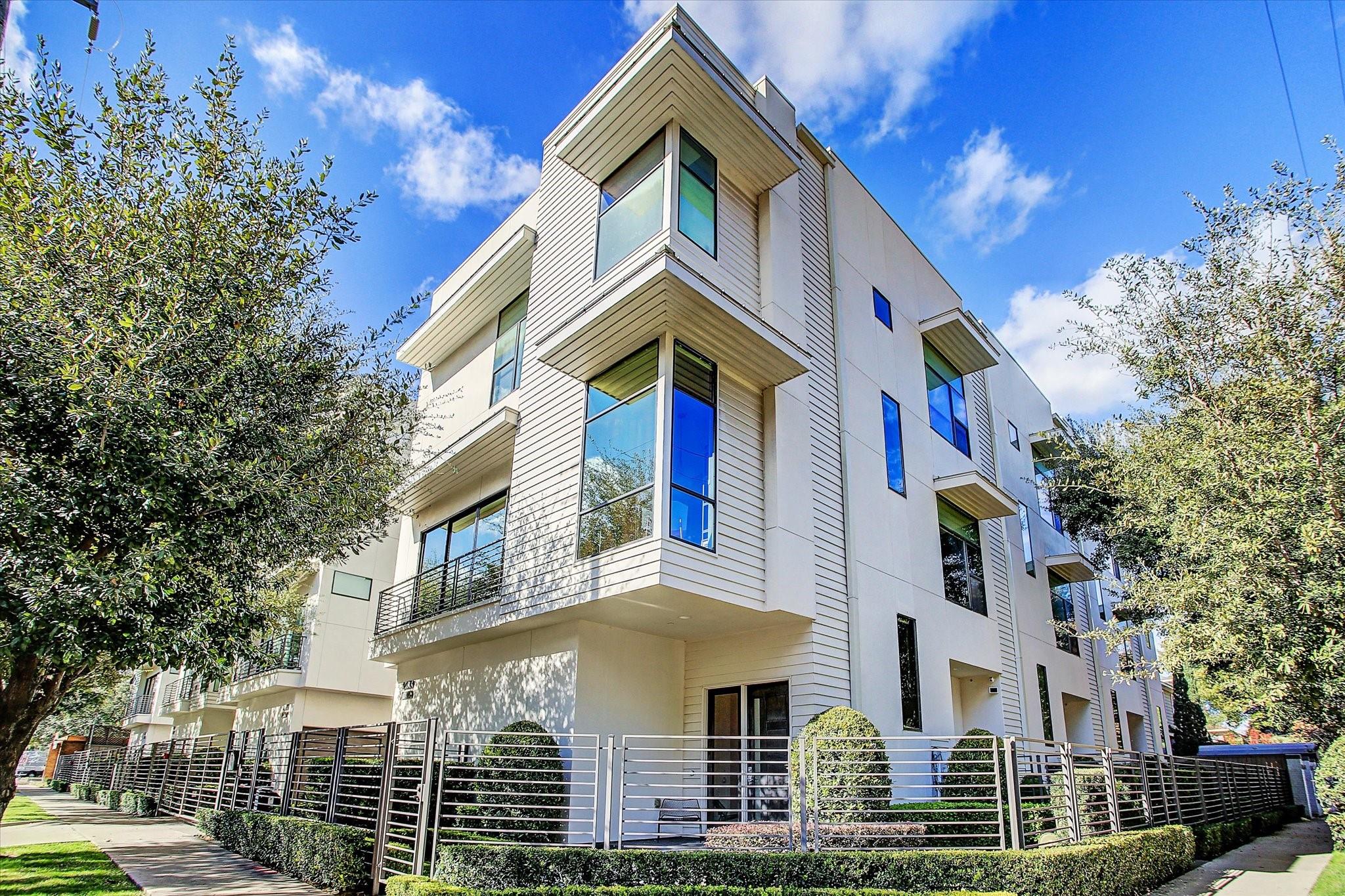 1004 California Street # 101