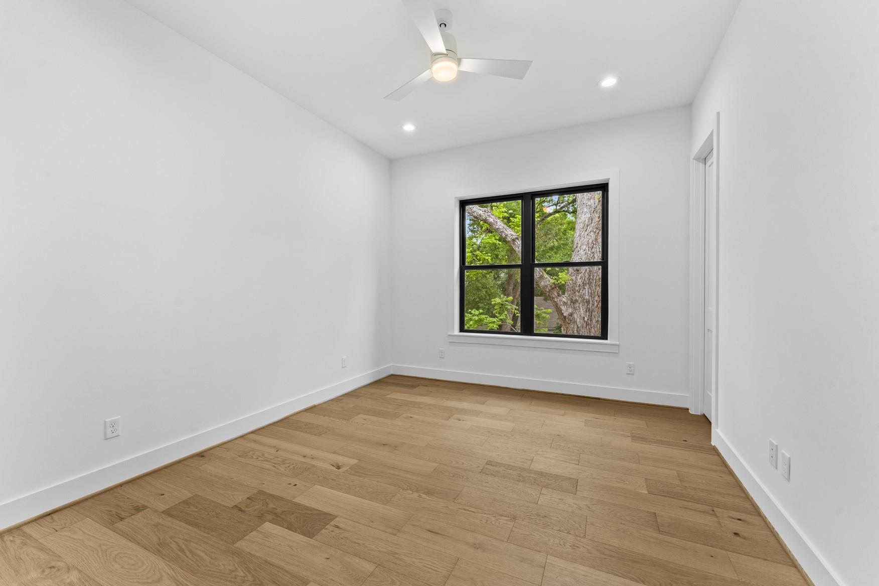 2628 Sunset Boulevard